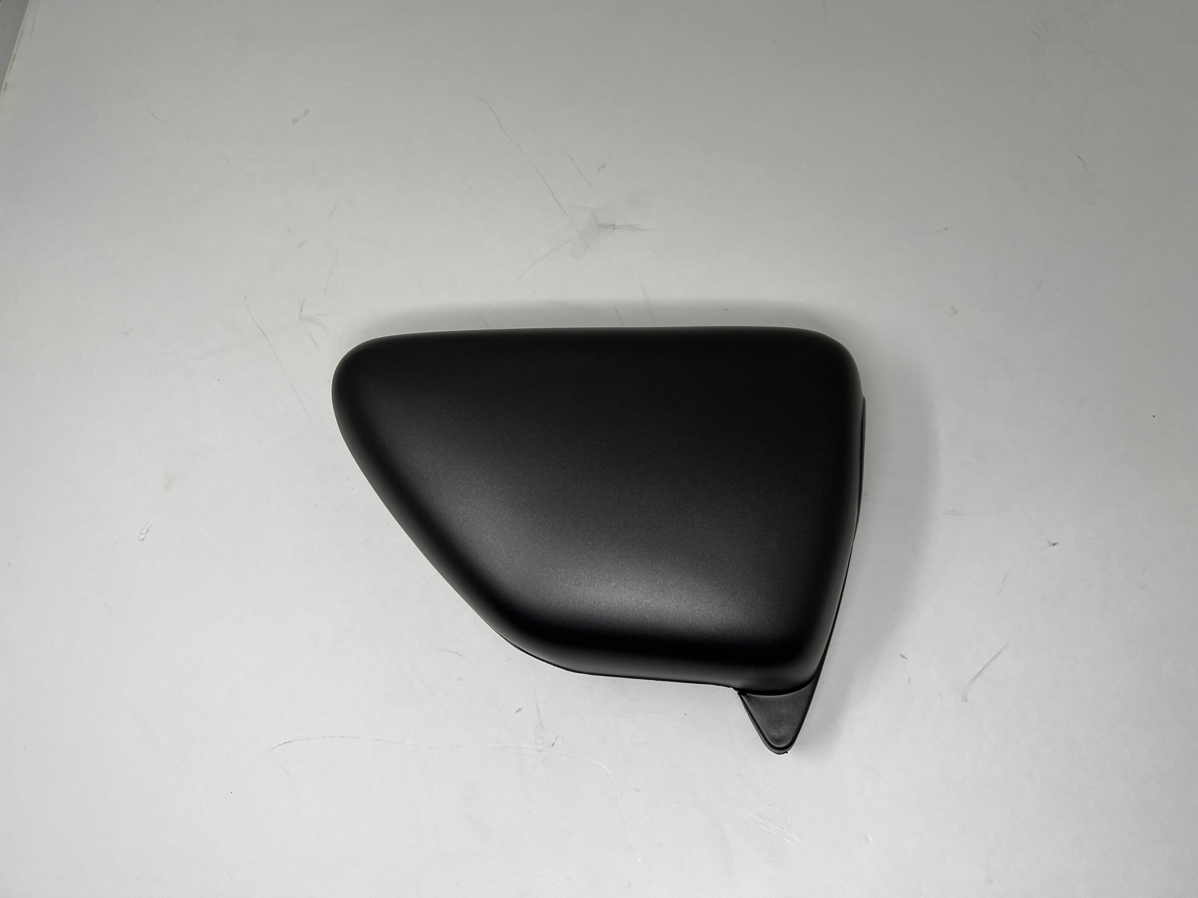 Harley-Davidson Sportster 250cc Chopper Motorcycle Right Side Engine Cover (Part# 03010667) - Replacement for Custom Bike Builds & Repair Scenarios