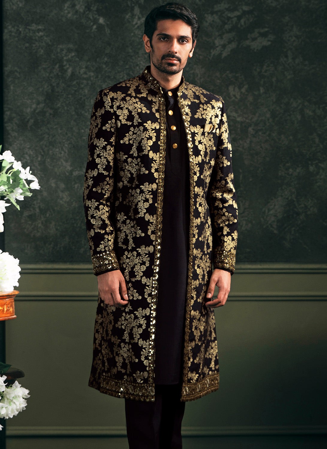 Elegant Black Embroidered Brocade Sherwani Set for Men - Traditional Indian Wedding Attire & Festive Occasions
