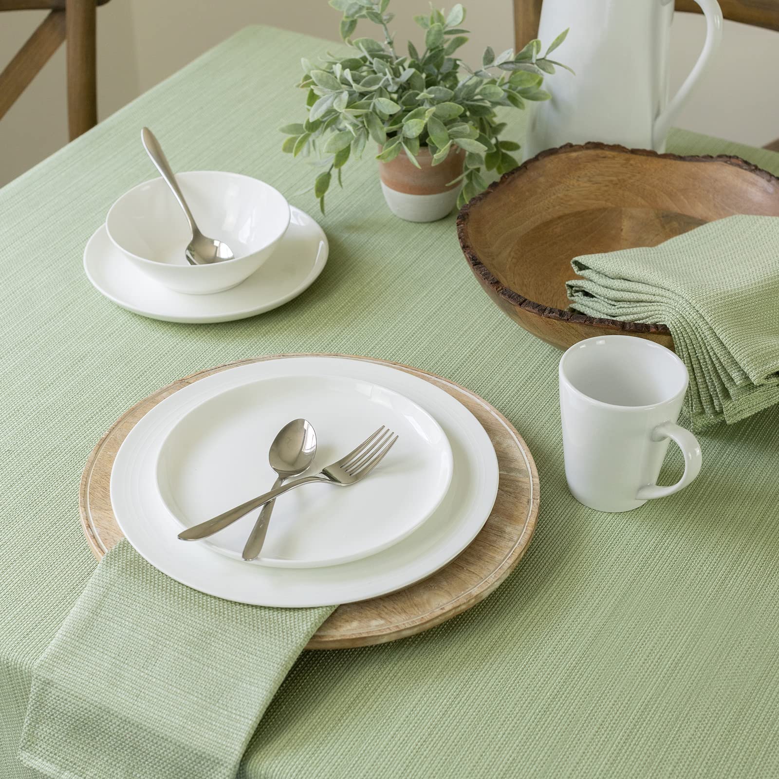 Benson Mills Cameron Textured Fabric Tablecloth 60