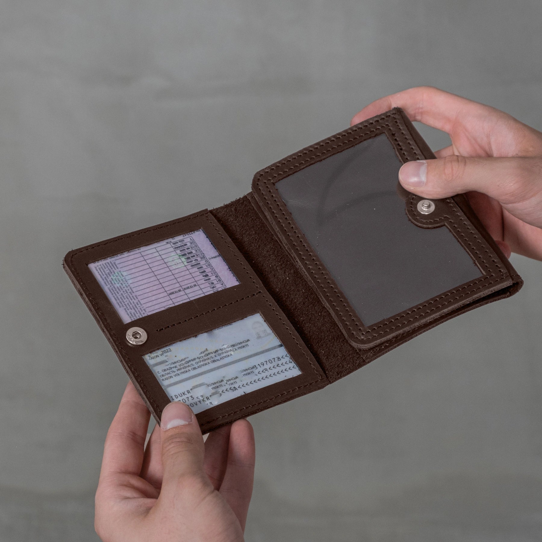 Premium Pilot Document Holder - Professional A4 File Organizer with Secure Clip for Office, Travel & Business Use