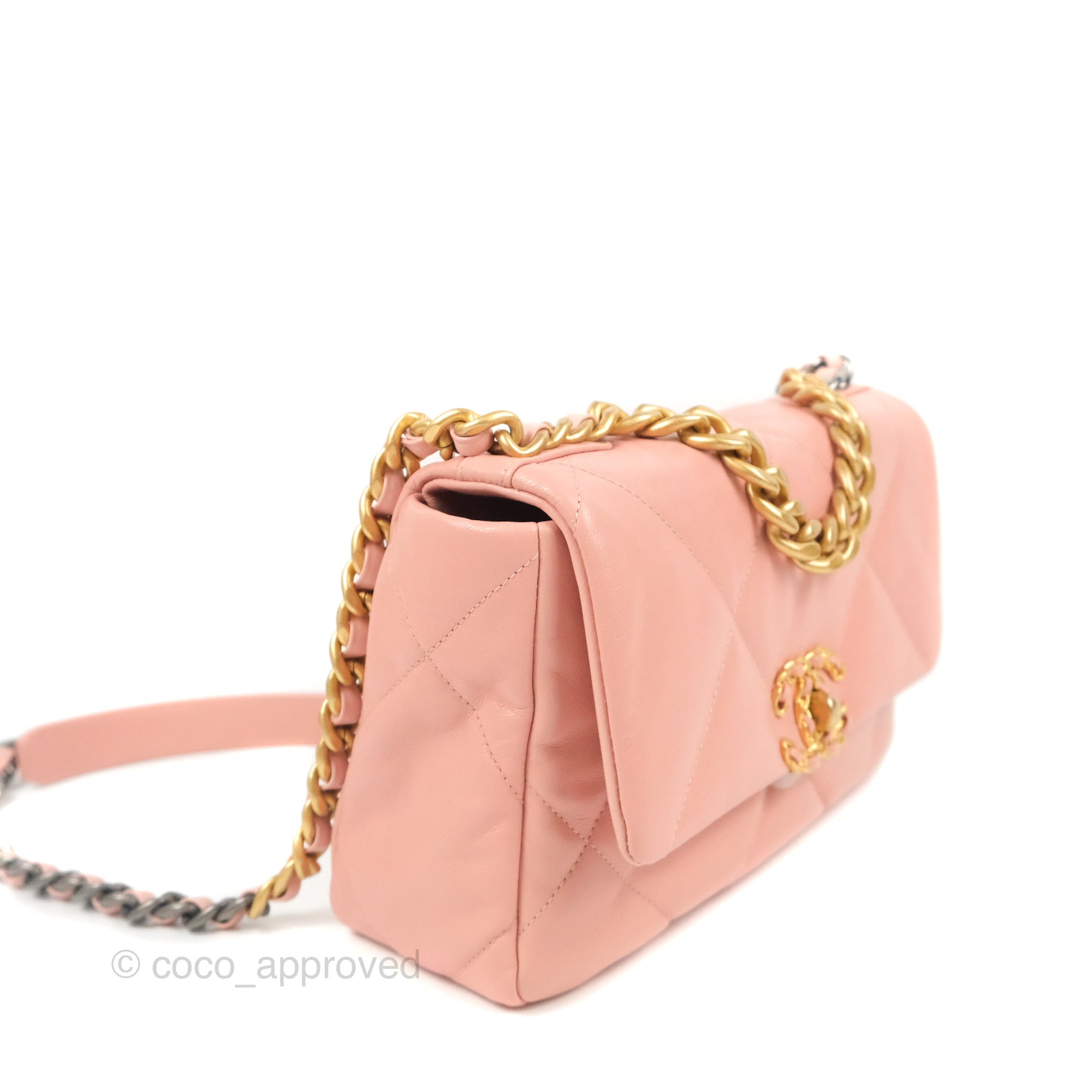 Chanel 19 Small Handbag in Blush Pink Goatskin Leather with Mixed Hardware - Perfect for Everyday Luxury & Special Occasions