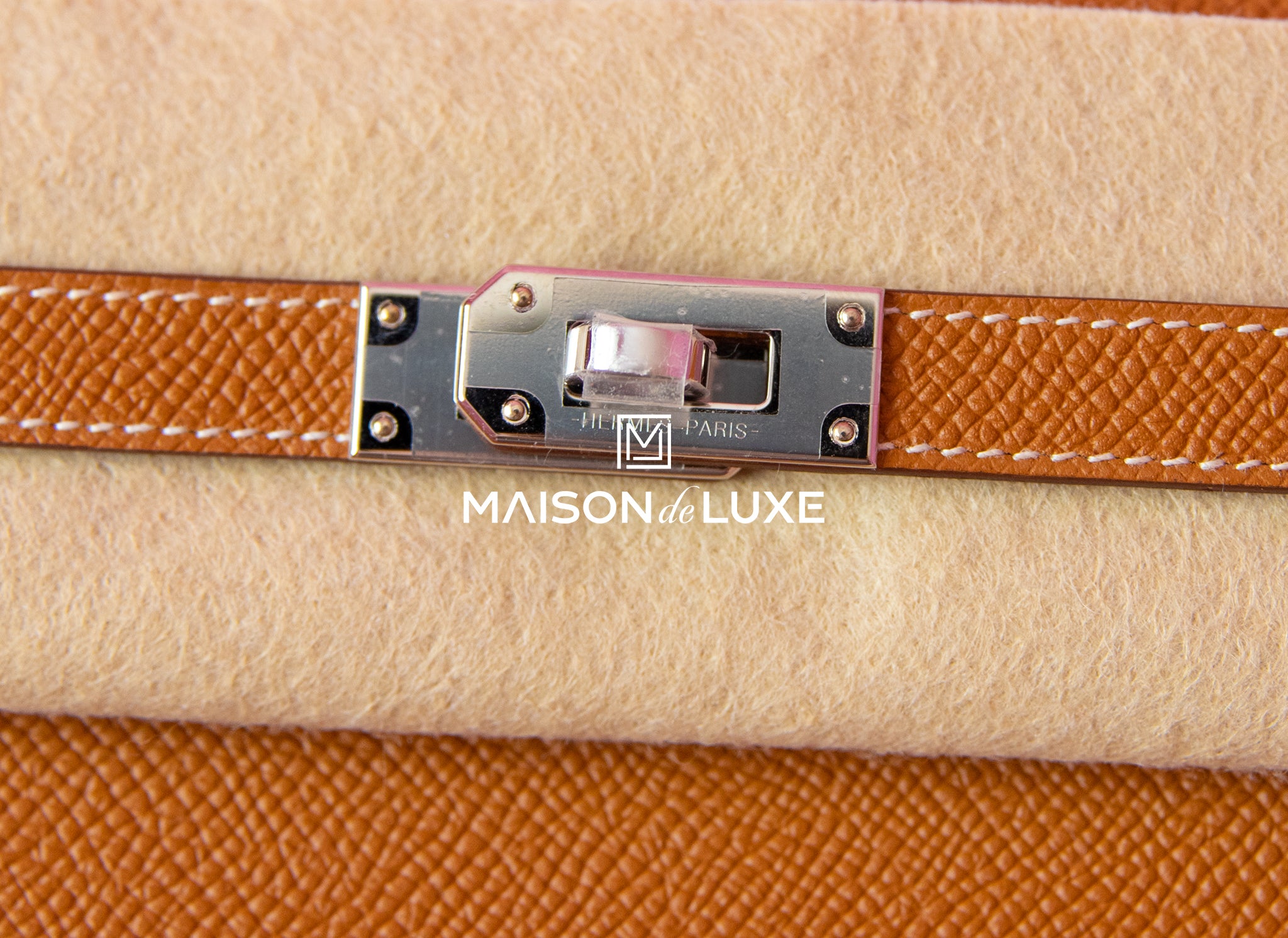 Hermes Kelly To Go Wallet in Gold Epsom Leather with Palladium Hardware - Luxury Crossbody Bag for Women, Perfect for Parties, Travel & Everyday Use