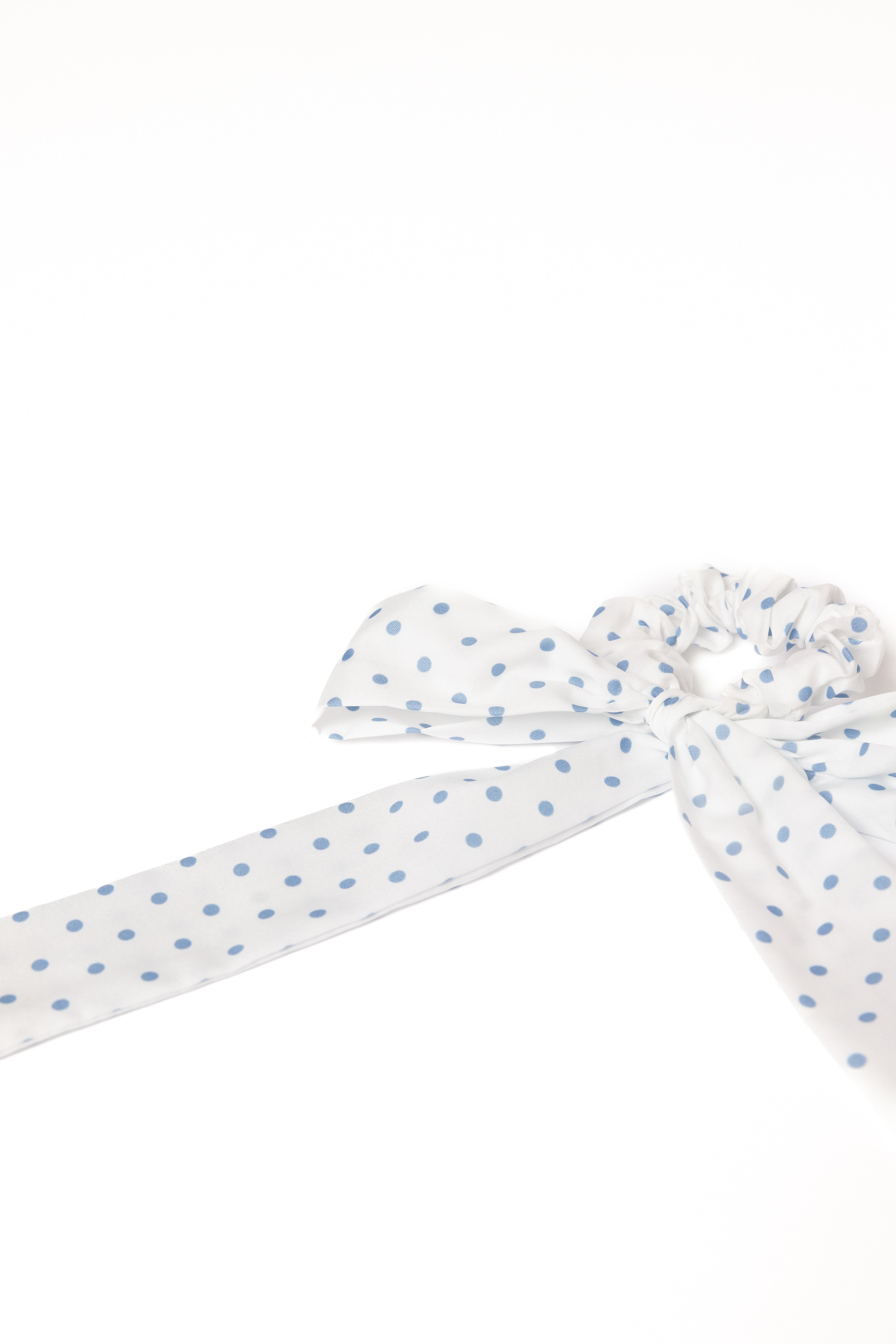Cass Bow Scrunchie Hair Tie - Elegant White Hair Accessory for Women & Girls - Perfect for Parties, Weddings, and Everyday Style