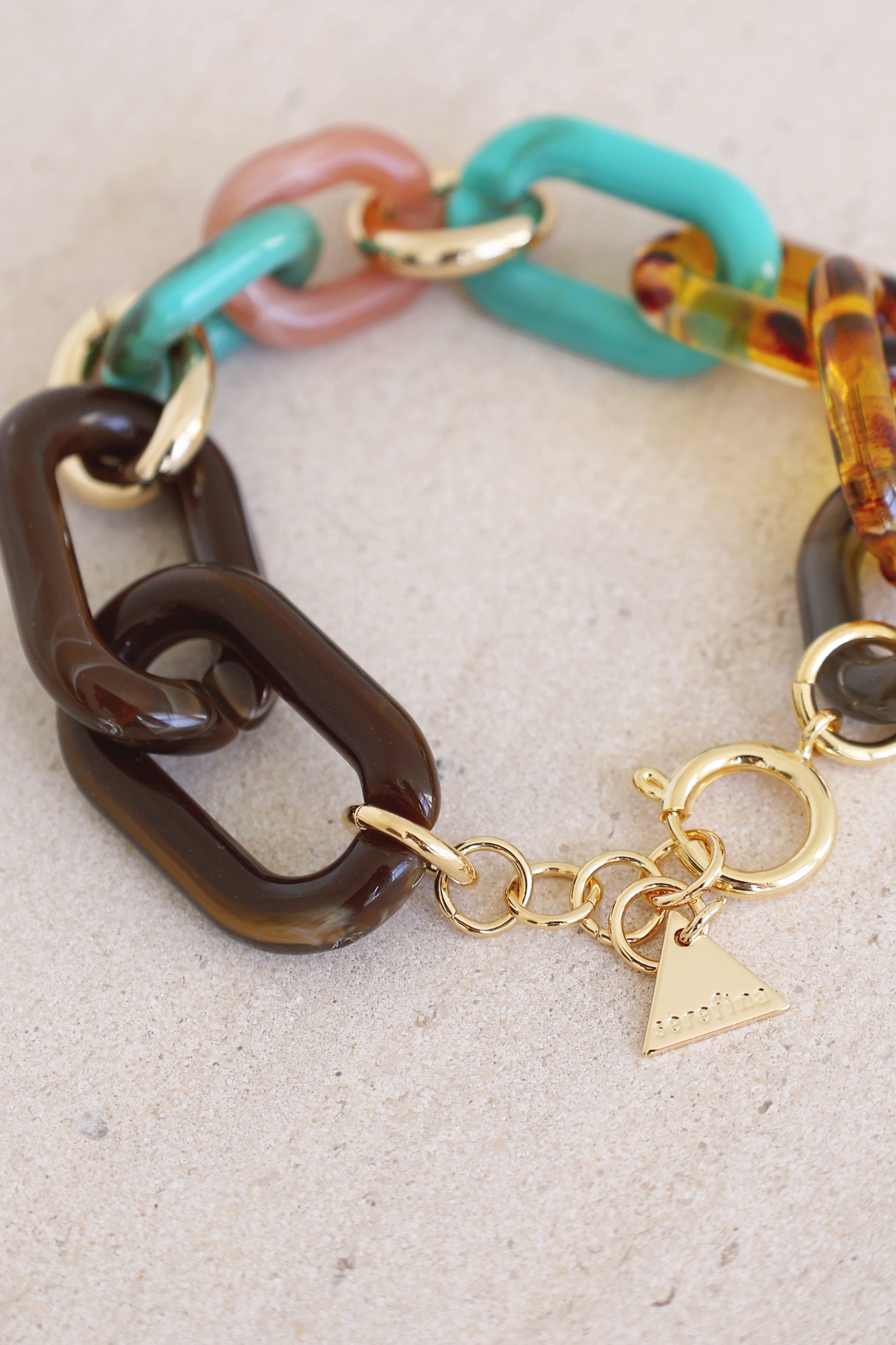 Handmade Resin Chain Link Bracelet for Women - Elegant Adjustable Fashion Jewelry Gift for Casual Wear & Special Occasions