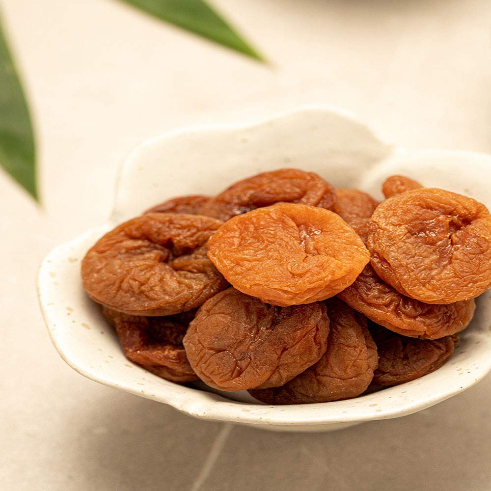 HELENOU666 Chinese Honey Flavor Pitted Dried Plum Cake - Sweet & Sour Snack, Healthy Dried Fruit for Office Snacking, Travel, Gifts & Asian Food Lovers