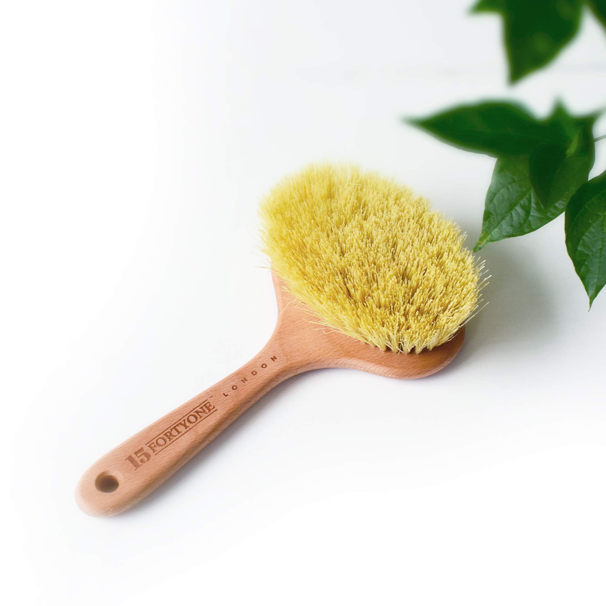 1541 London Dry Skin Body Brush with Long Cactus Bristles & Wooden Handle - Vegan Exfoliating Brush for Lymphatic Drainage & Cellulite Massage - Best for Dry Brushing, Skin Detox & Spa Relaxation at Home