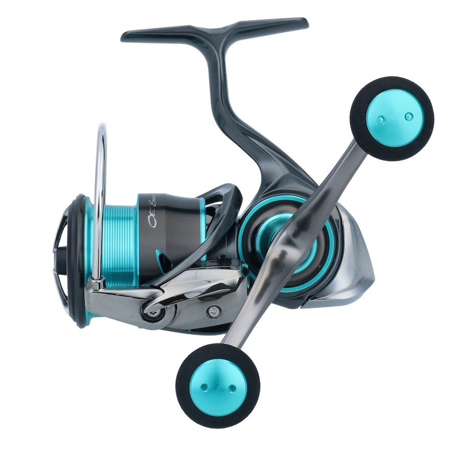 Daiwa 21 Emeraldas Air FC LT Spin Fishing Reel - Ultra Lightweight Saltwater & Freshwater Spinning Reel for Bass, Trout & Inshore Fishing