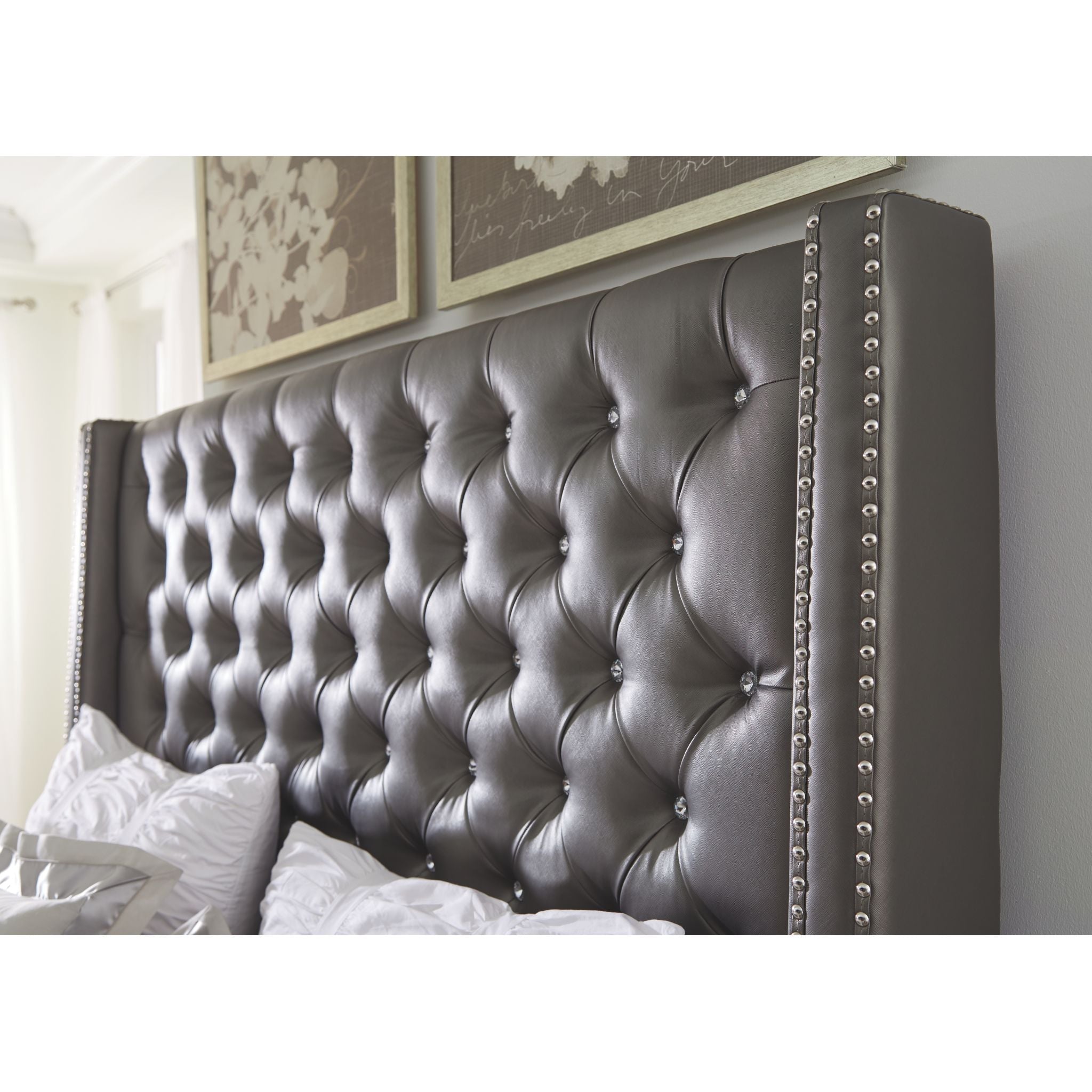 Ashley Coralayne 3-Piece Queen Bedroom Set - Modern Bed Frame with Nightstands - Perfect for Master Bedroom, Guest Room & Apartment Decor
