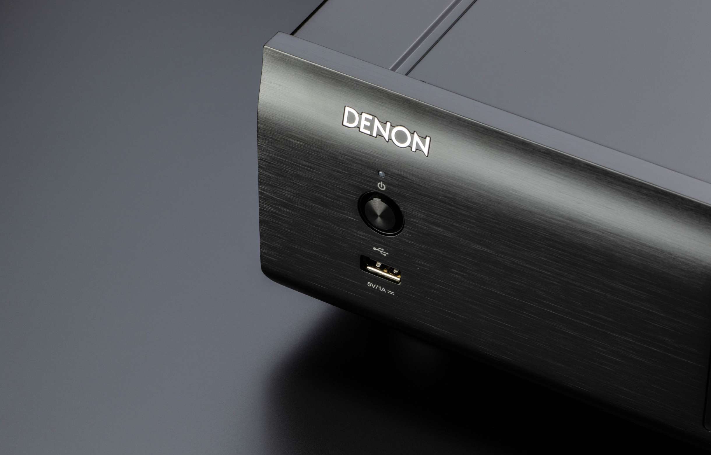 Denon DCD-900NE Premium CD Player with AL32 Processing Plus, USB Input & Hi-Fi Audio - Perfect for Home Theater & Music Listening