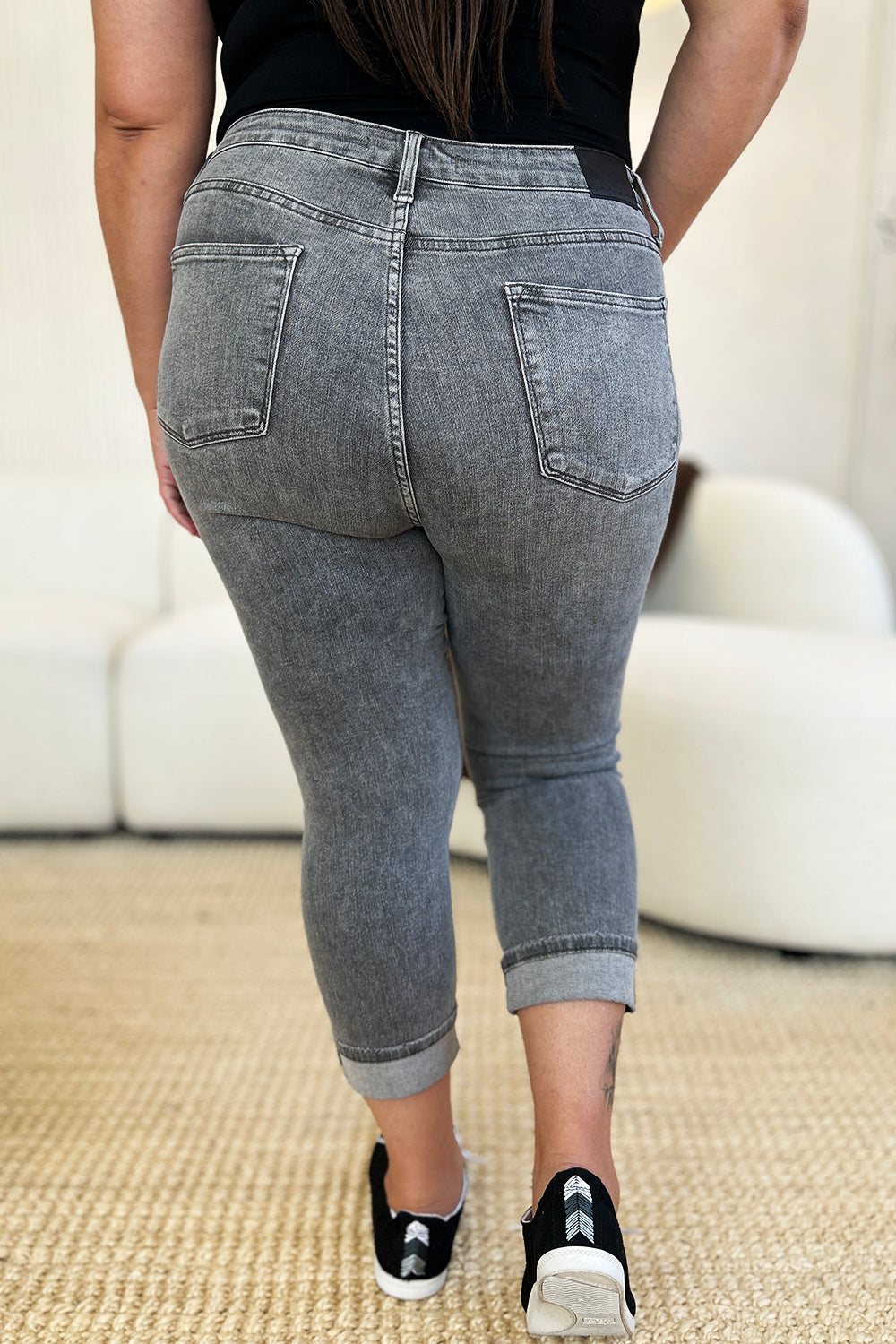 Judy Blue Women's High Waist Button Fly Cuffed Capri Pants - Stretch Denim for Casual Wear & Summer Outfits