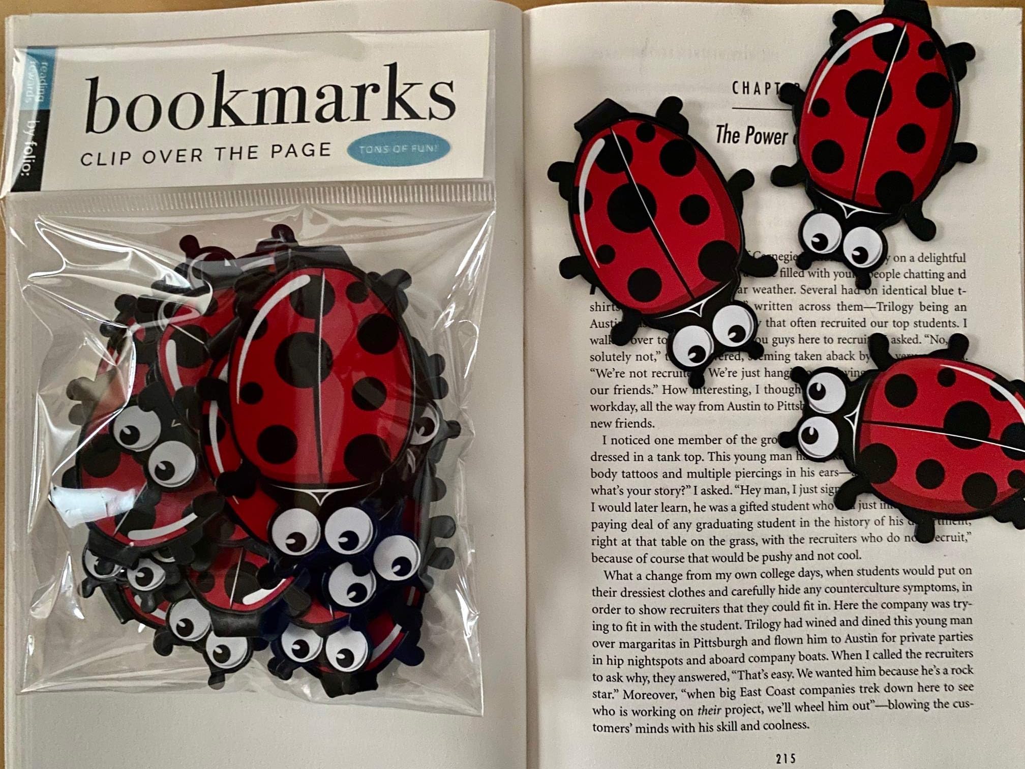 20 Pack Ladybug Plastic Bookmark Clips - Cute Animal Bookmarks for Kids, Students & Teens - Fun Reading Incentives, Classroom Awards & Party Favors - Perfect for School, Libraries & Book Clubs