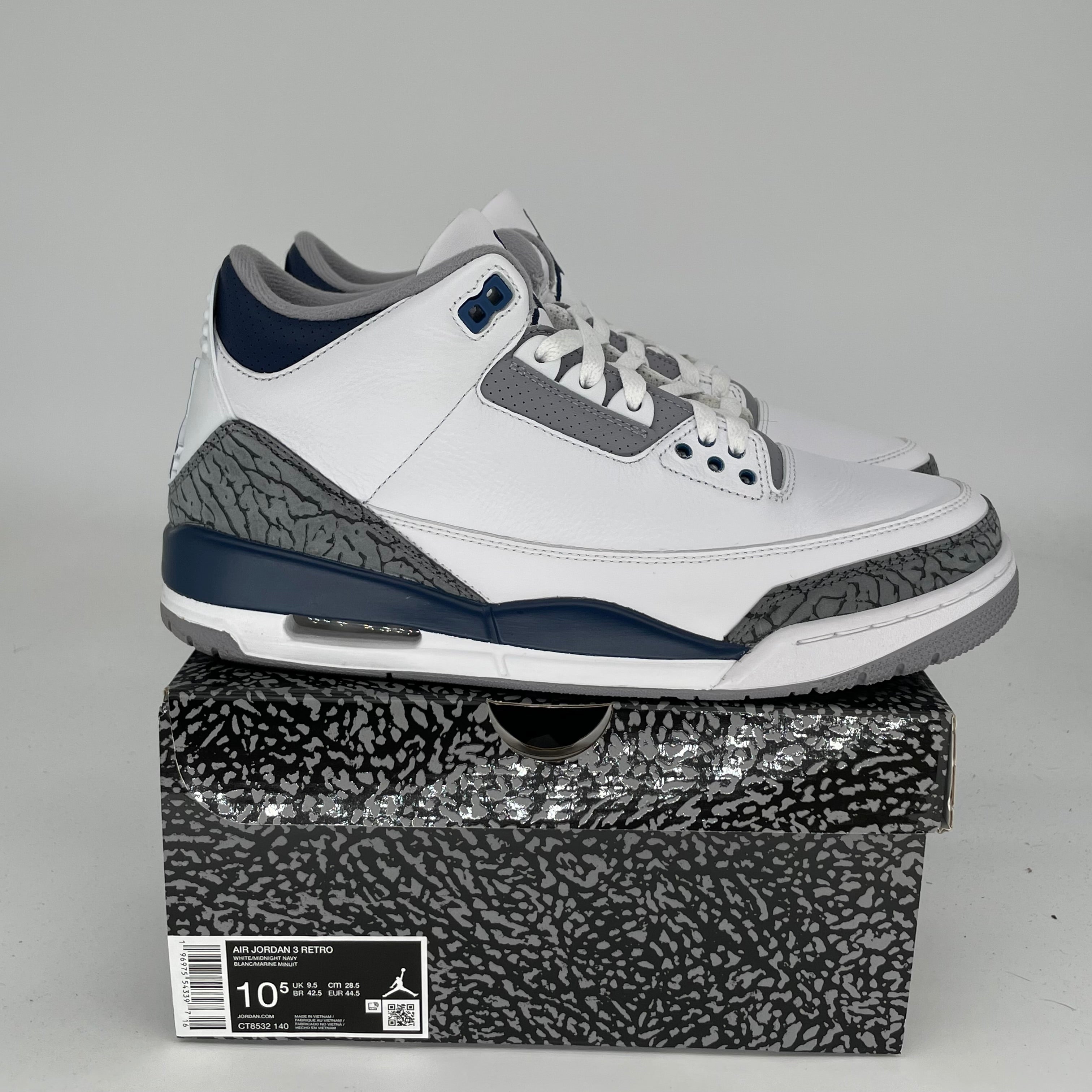 AIR JORDAN 3 MIDNIGHT NAVY Men's Basketball Shoes - Size 10.5 (CT8532-140) - Retro Style Sneakers for Casual Wear, Sports & Street Fashion