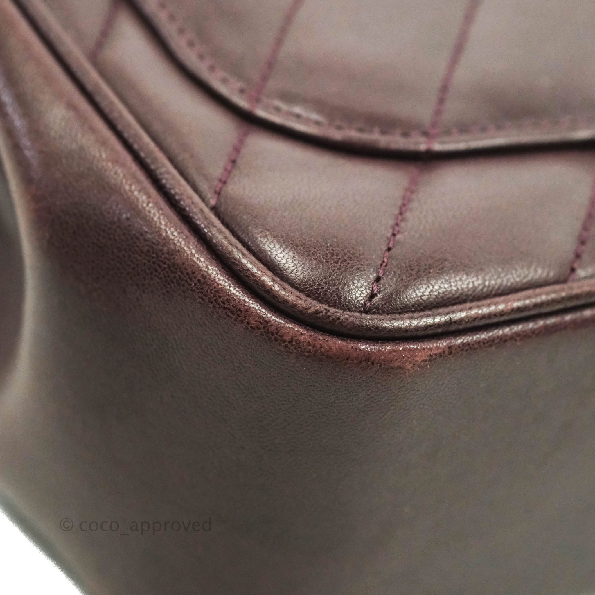 Chanel CC Signature Flap Bag in Diagonal Burgundy Calfskin with Aged Gold Hardware - Luxury Crossbody Purse for Women, Perfect for Date Night & Special Occasions