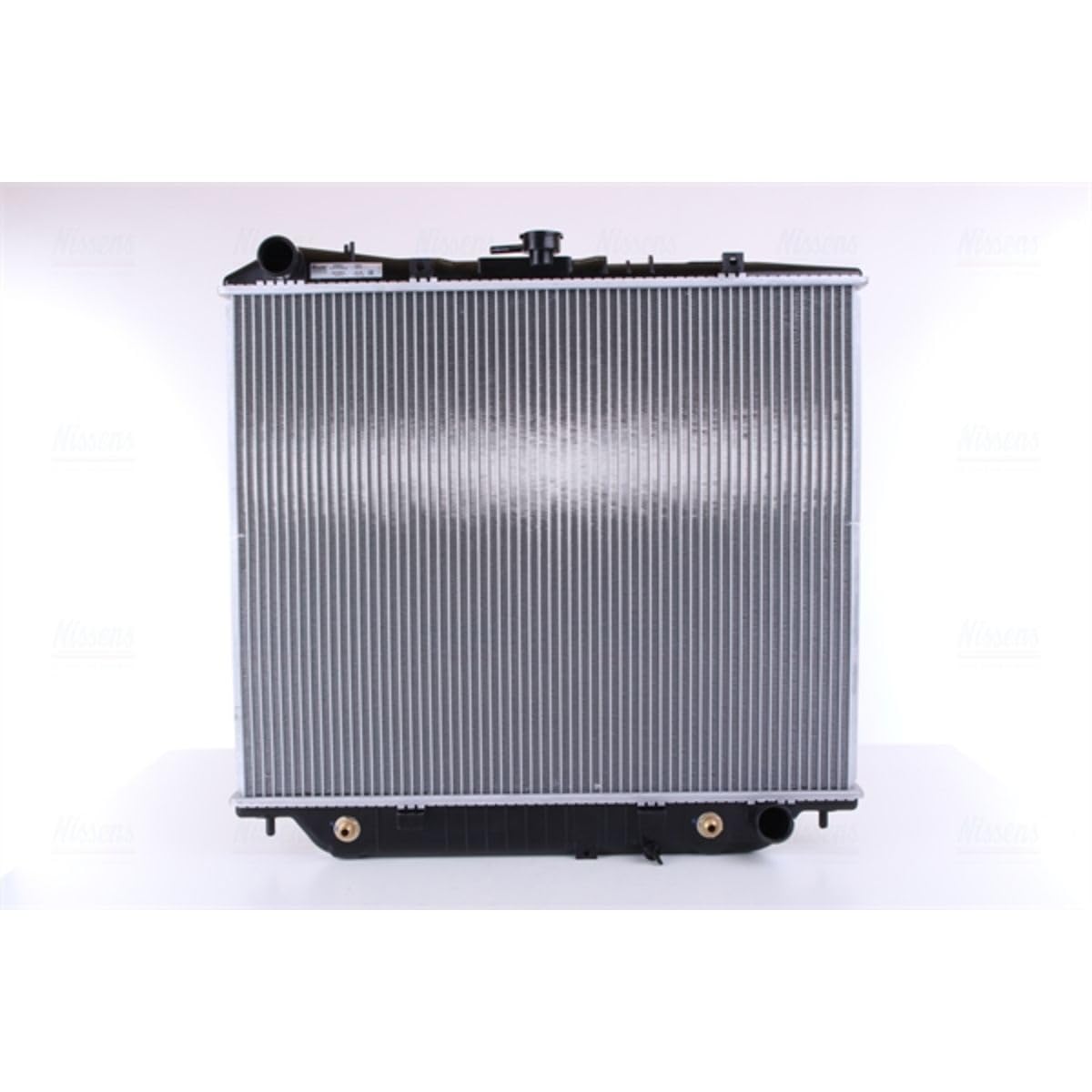 Nissens 60852 Radiator for Car Cooling System - High Performance Replacement Radiator for Smooth Engine Operation | Perfect for Daily Commute, Road Trips, and Heavy-Duty Driving