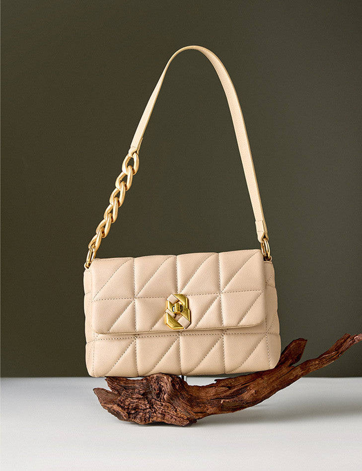 Trendy Quilted Handbag for Women - Fashionable & Durable Crossbody Purse for Work, Travel & Everyday Use