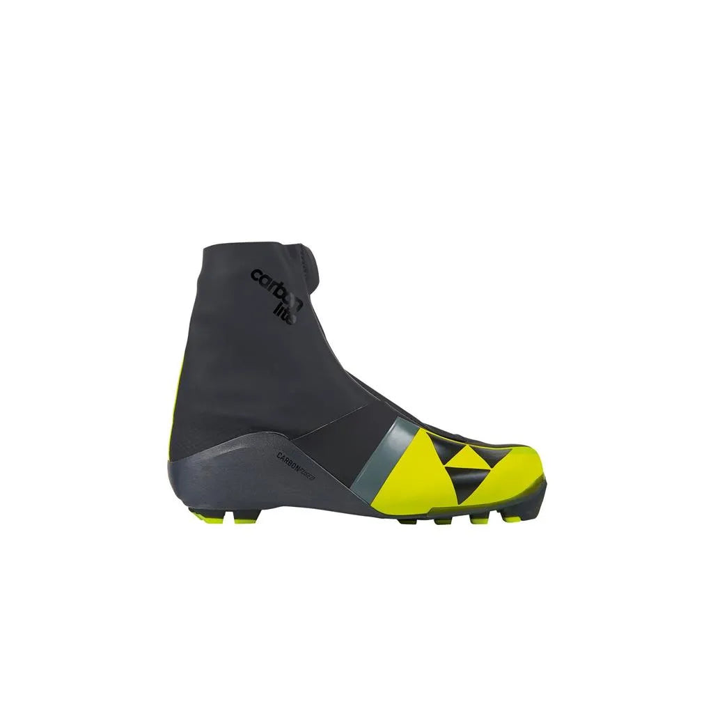 Fischer Carbonlite Classic Boot 2025 - Lightweight Carbon Fiber Ski Boots for Men & Women - Perfect for Alpine Skiing & Winter Sports