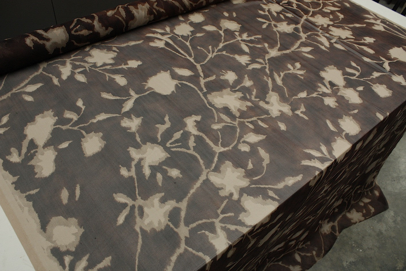 Elegant Georgette Fabric - Lightweight & Flowy Material for Dresses, Scarves & Blouses - Perfect for Summer Fashion & Special Occasions