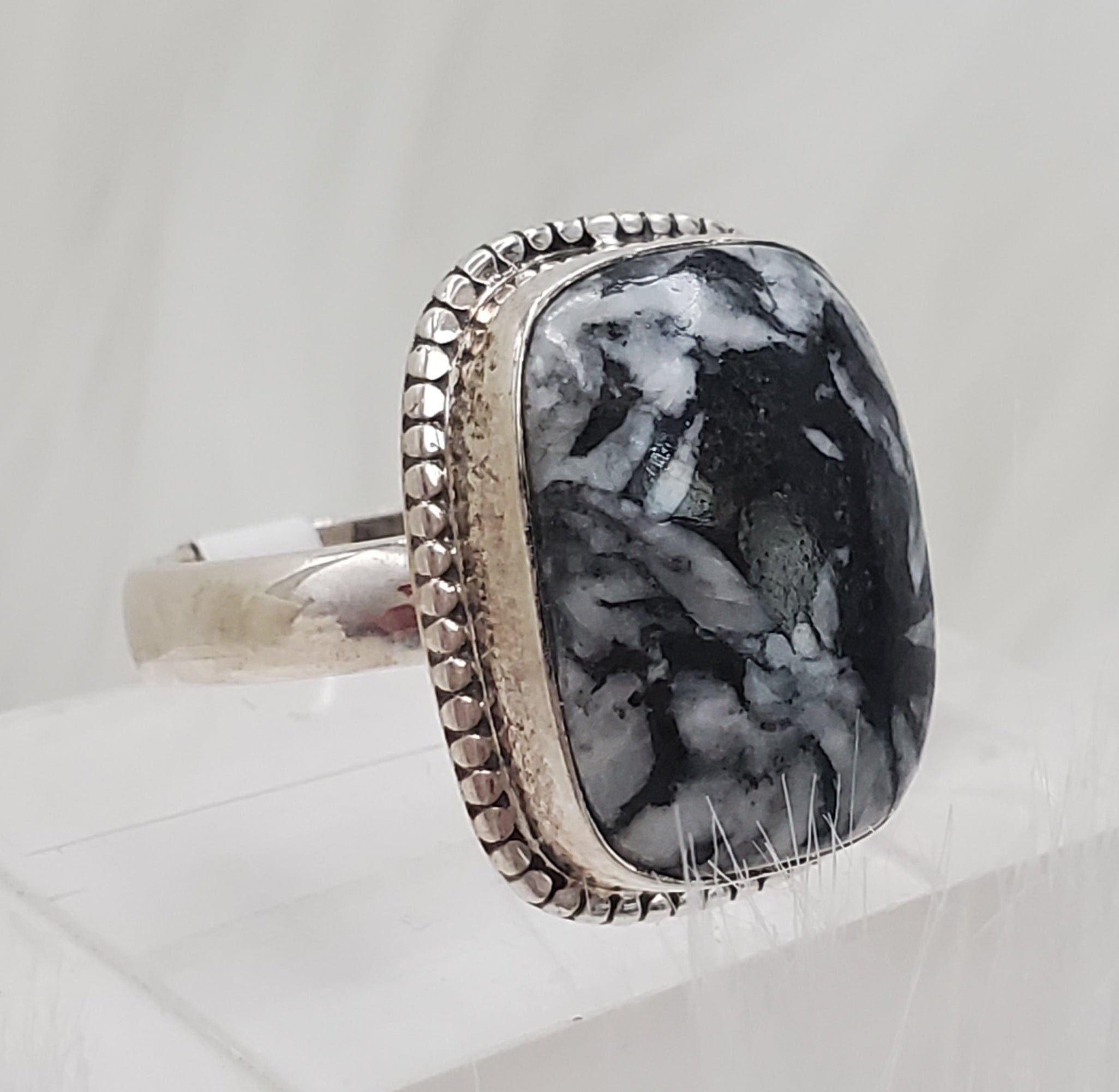 925 Sterling Silver Canadian Pinolith Ring - Size 7.5 - Elegant Gemstone Jewelry for Women, Perfect for Everyday Wear & Special Occasions