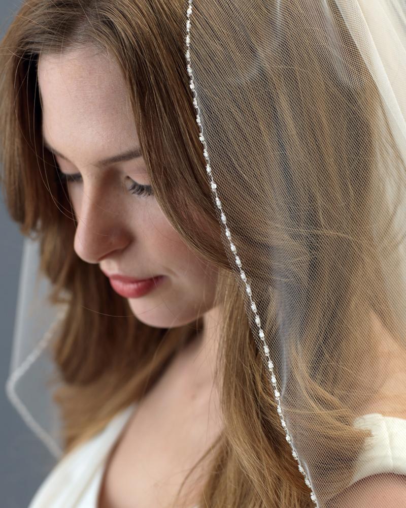 Clara Beaded Wedding Veil - Elegant Crystal Bridal Hair Accessory for Bride, Bridesmaid & Formal Occasions