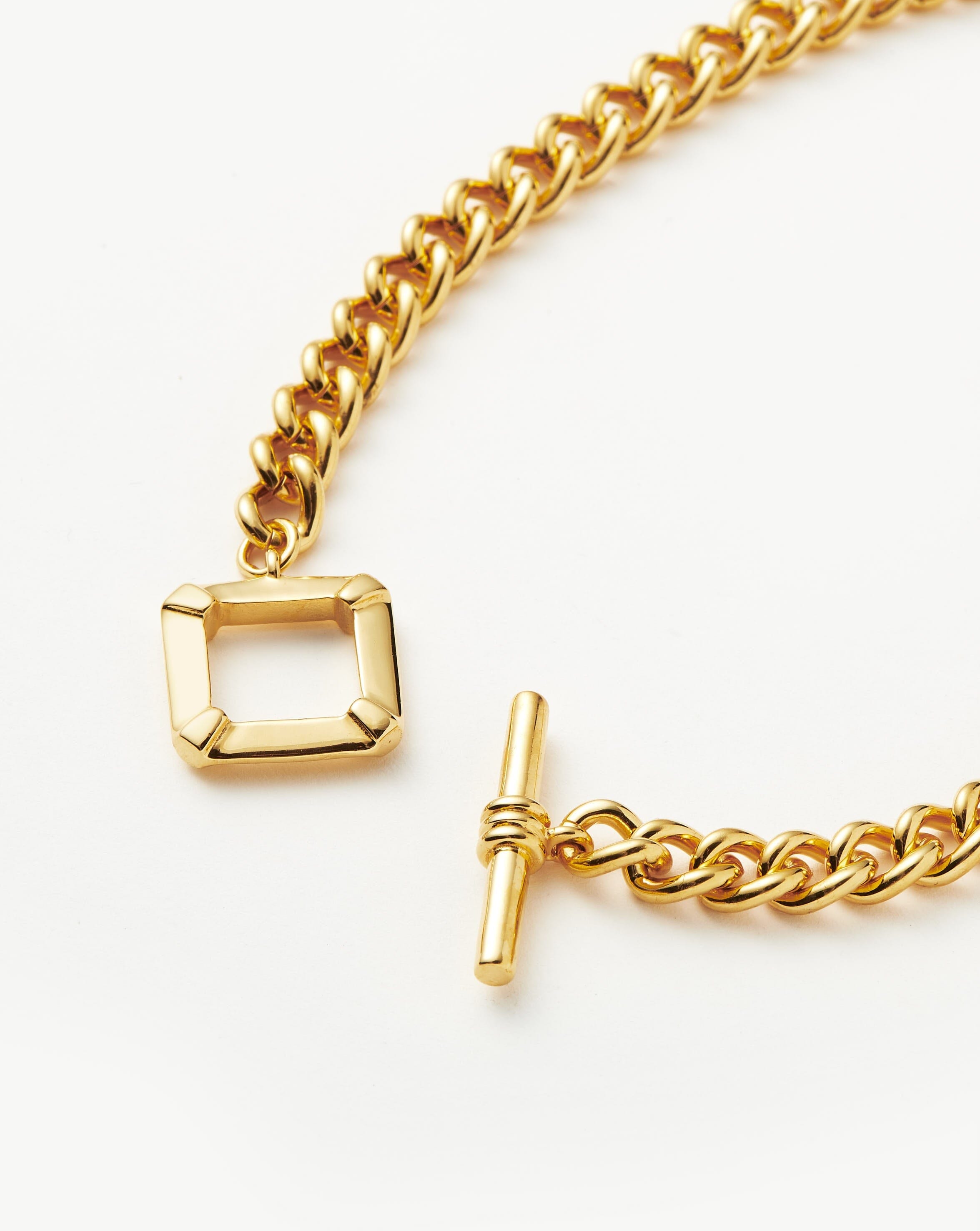 Lucy Williams T Bar Chain Necklace - 18k Gold Plated Elegant Layering Jewelry for Women | Perfect for Everyday Wear, Date Nights & Special Occasions