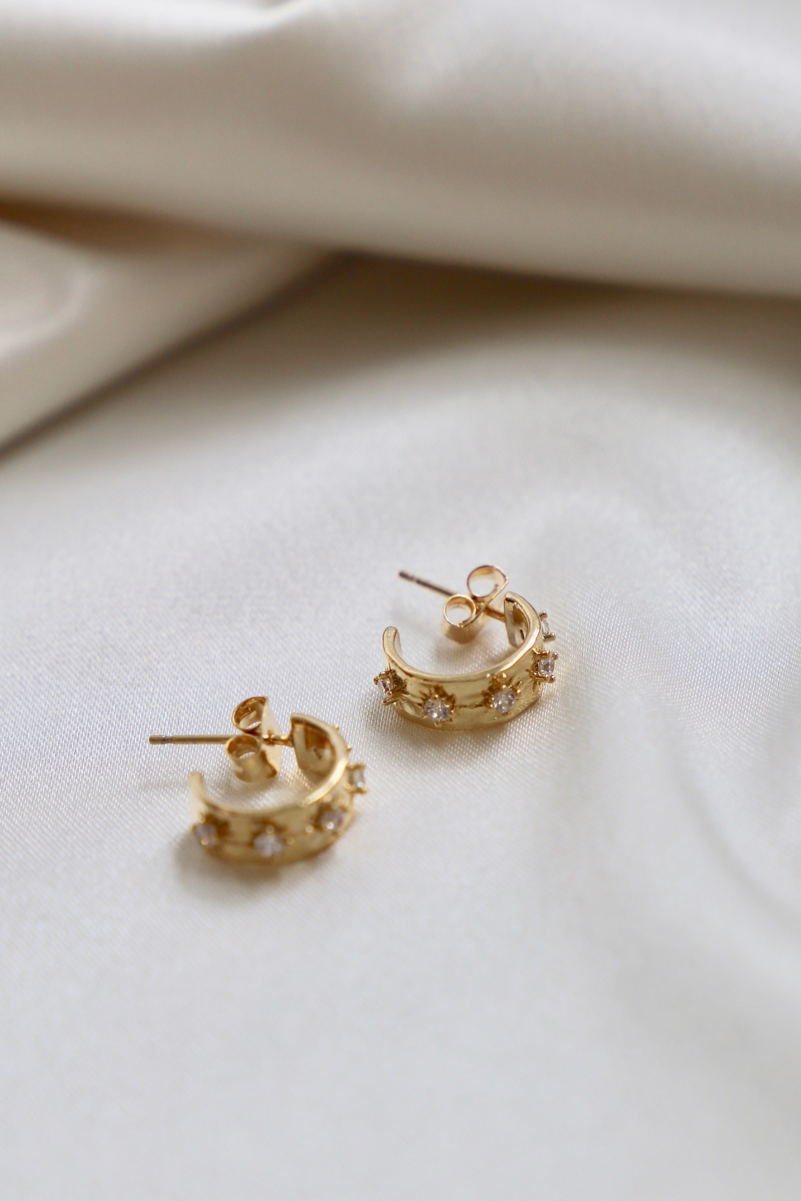 CZ Star Thick Hoops Earrings for Women - 925 Sterling Silver Chunky Hoop Earrings for Everyday Wear & Special Occasions