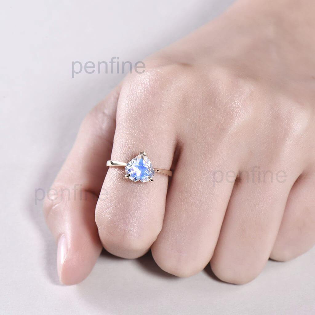 Heart Shaped Rainbow Moonstone Engagement Ring - Solitaire Silver Band for Women, Perfect for Proposals, Anniversaries & Romantic Gifts