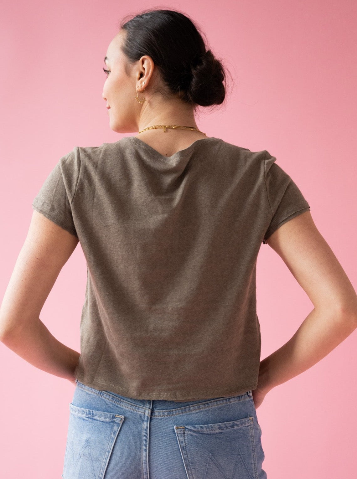 The Addie Top Olive - Women's Casual Short Sleeve T-Shirt for Everyday Wear | Perfect for Summer Outfits, Weekend Errands & Travel