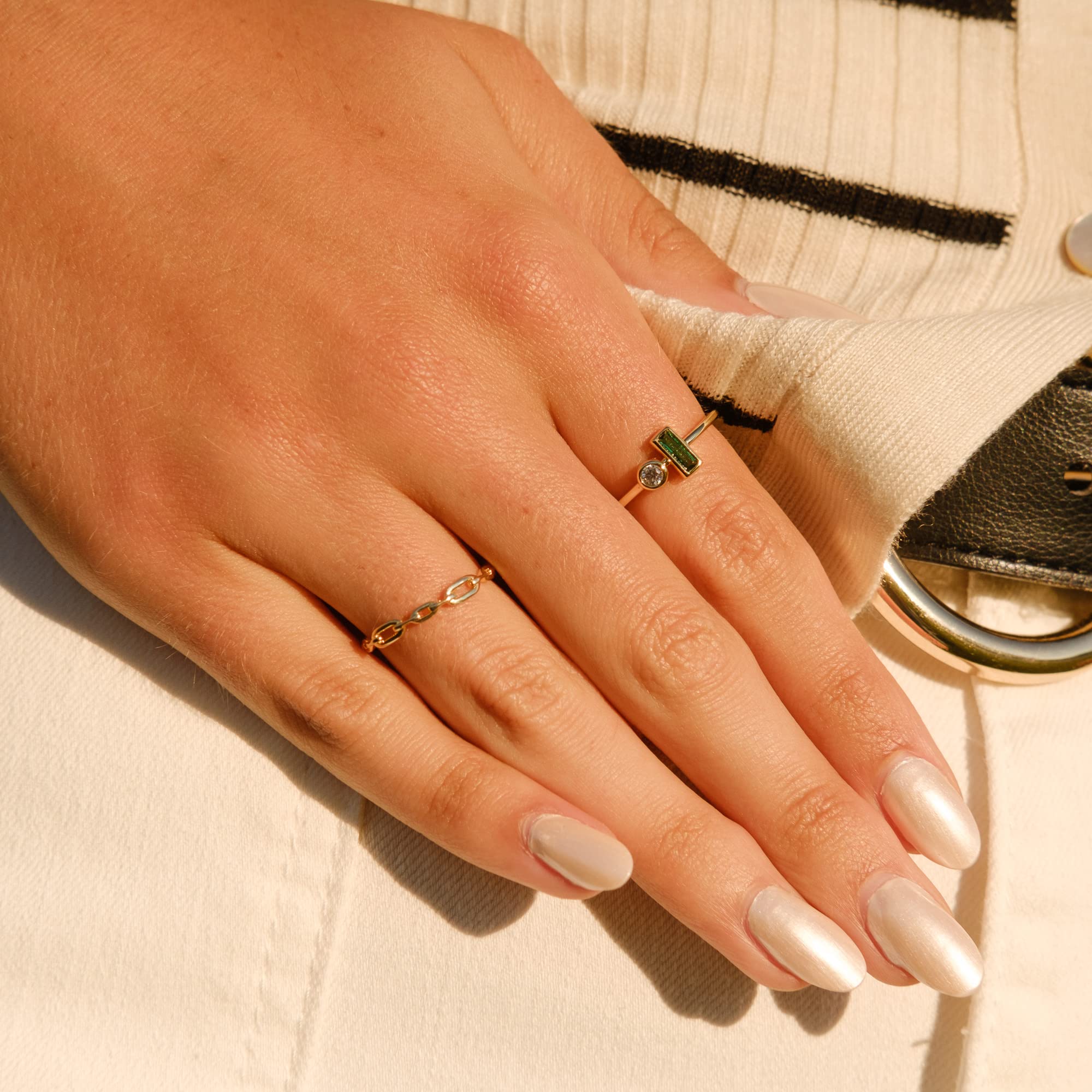 18K Gold Plated Simple Link Ring for Women - Minimalist Stacking Band, Dainty Gold Ring for Everyday Wear, Gift for Her, Wedding, Anniversary, or Special Occasion