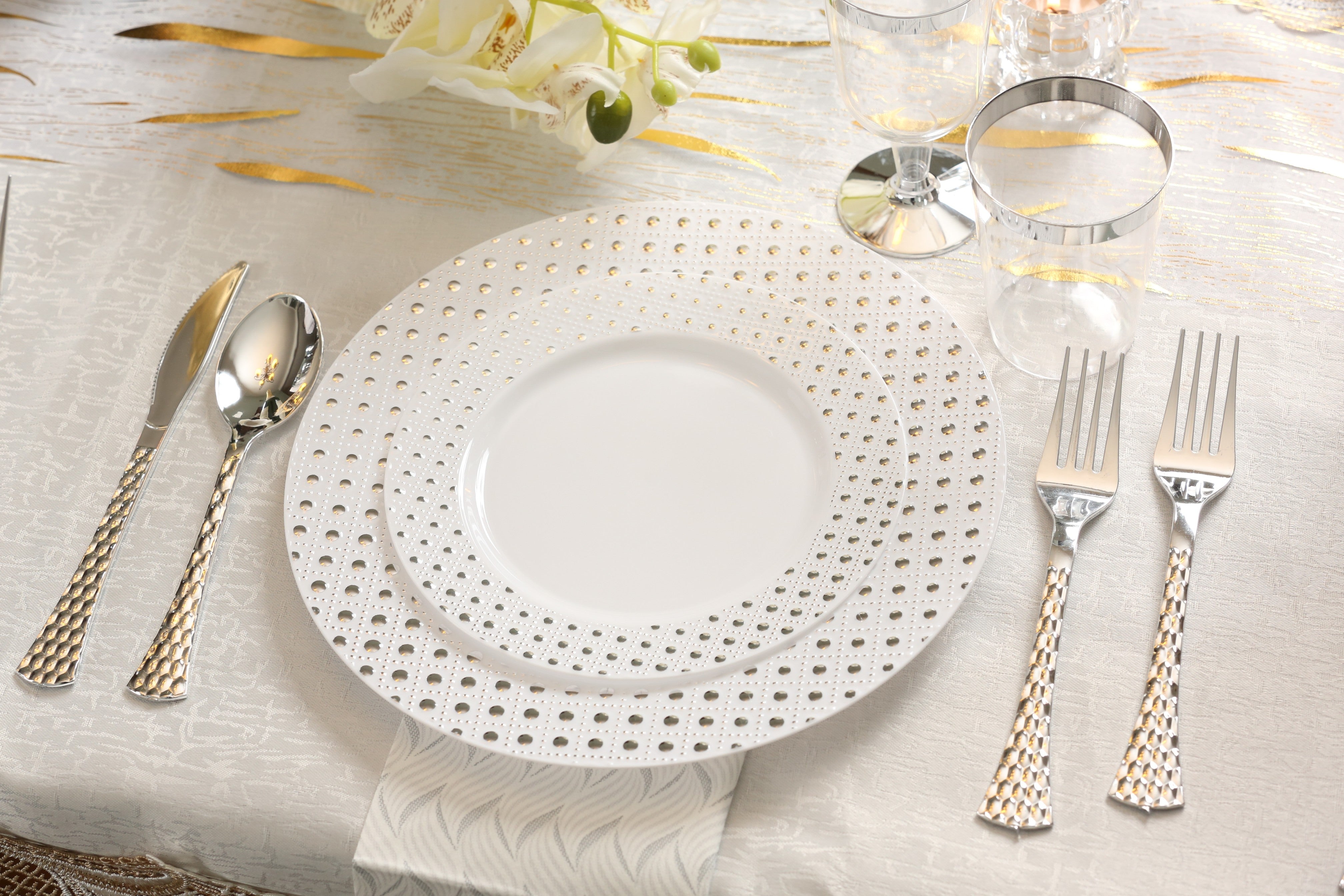 100-Piece White & Silver Round Plastic Dinnerware Set with Silverware - 20 Servings - Elegant Disposable Tableware for Parties, Weddings & Outdoor Events