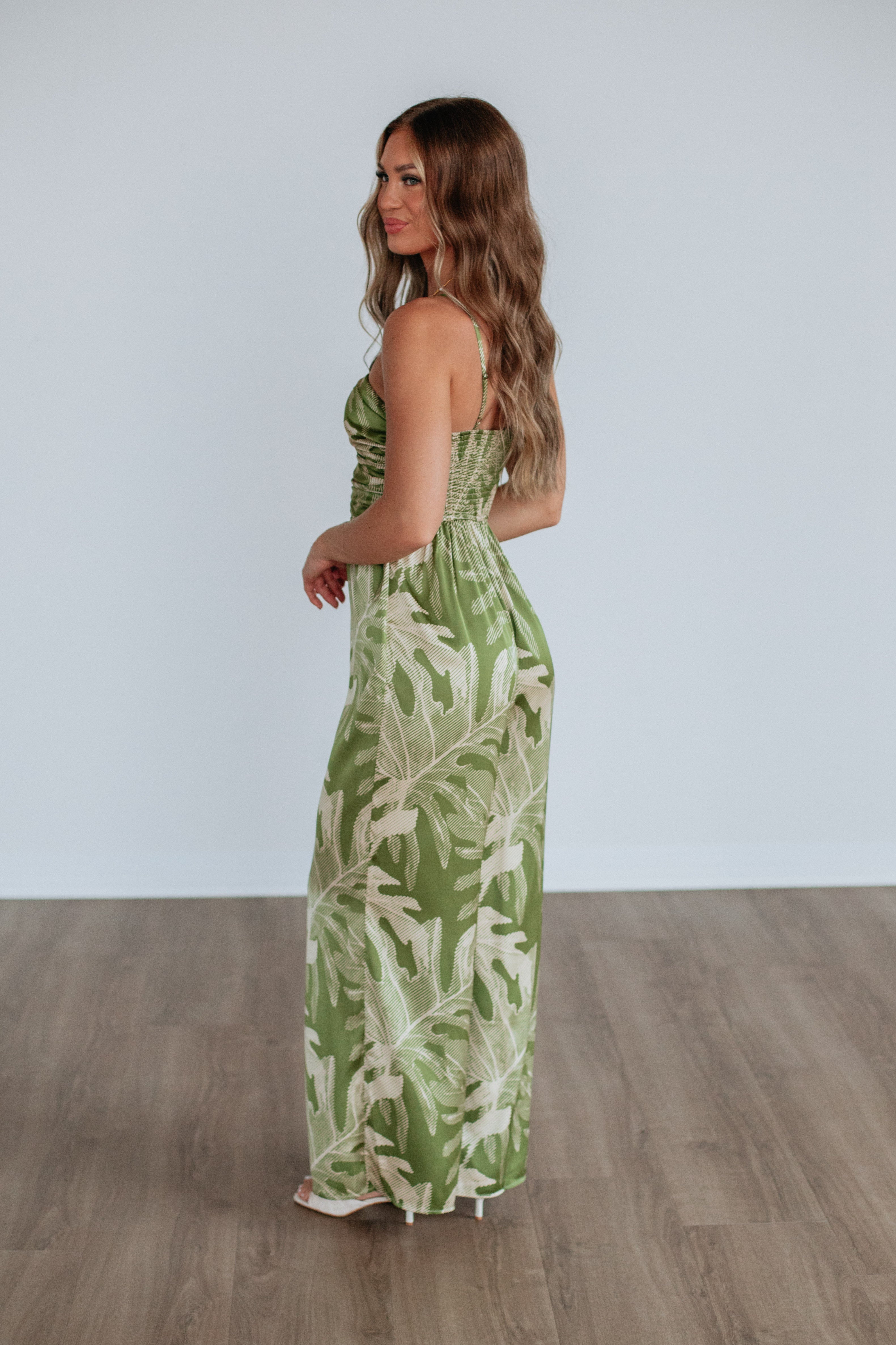 Stylish Izzie Halter Jumpsuit for Women - Flattering Summer Romper with Adjustable Straps | Perfect for Beach Vacations, Music Festivals & Date Nights