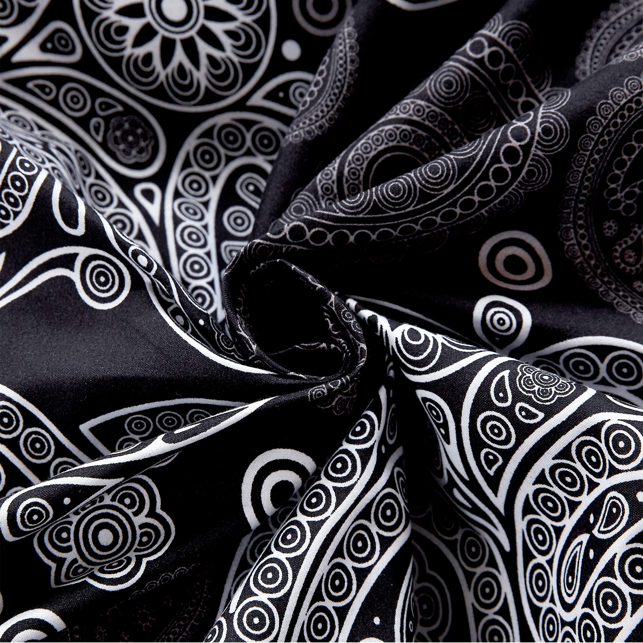 Premium King Size Halloween Duvet Cover Set - Skull Skeleton & Paisley Floral Pattern Luxury Soft Bedding (1 Duvet Cover + 2 Pillowcases) Black - Perfect for Spooky Bedroom Decor & Seasonal Home Styling