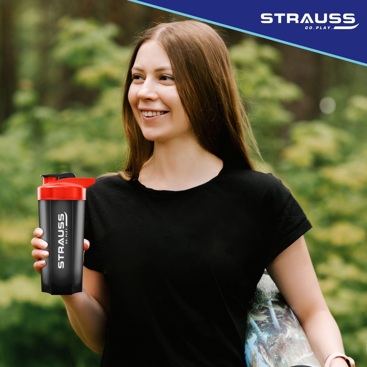 Strauss Rechargeable Shaker Bottle - BPA-Free Protein Mixer with Blender Ball | Leakproof Sports Water Bottle for Gym, Workout & Fitness | Perfect for Protein Shakes, Pre-Workout & Post-Workout Drinks | Great for Bodybuilding, Running, Yoga & Outdoor Activities (Black/Red)