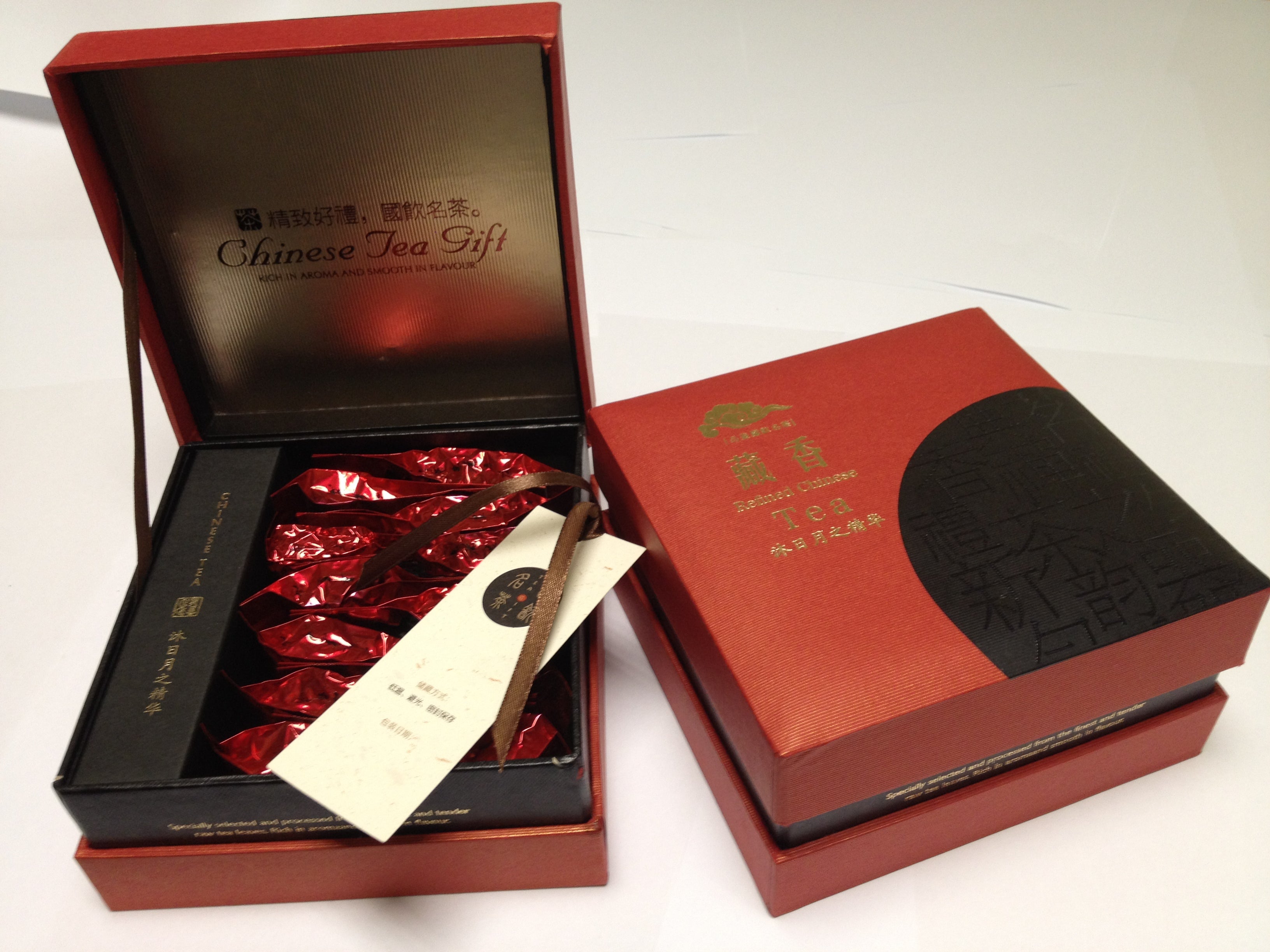 Premium Organic Black Tea Loose Leaves - Individually Wrapped in Elegant Gift Box | Perfect for Gifting, Afternoon Tea & Relaxation Moments