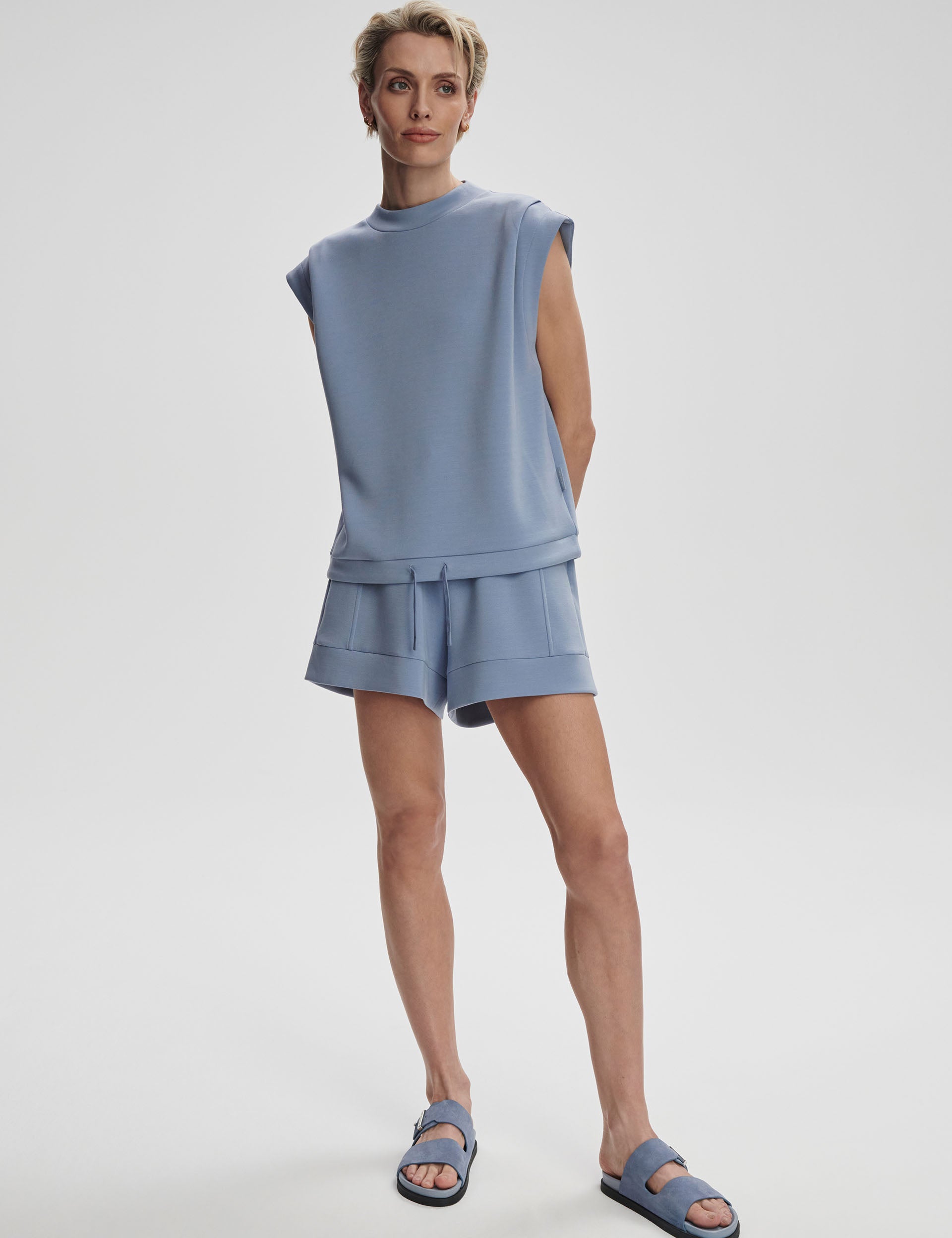 Atrium High Waisted Shorts 4.5