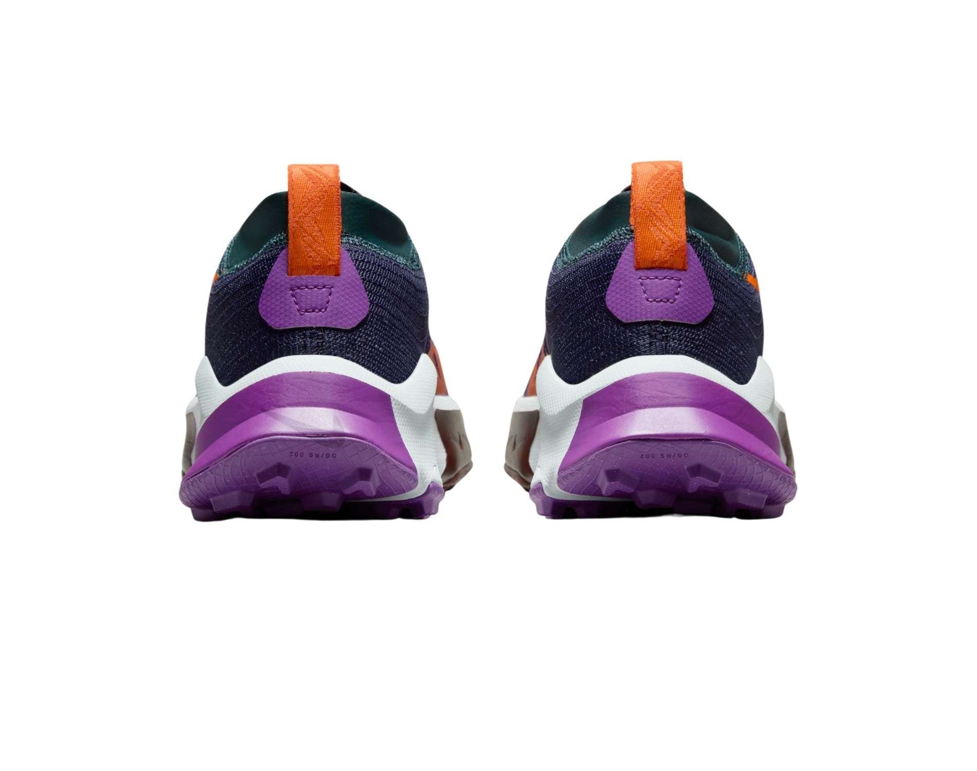 Nike ZoomX Zegama Men's Trail Running Shoes - Lightweight Cushioned for Long-Distance Hiking & Outdoor Adventures