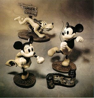 Walt Disney Classics Collection WDCC Pluto Dynamite Dog The Delivery Boy Statue - Vintage Disney Collectible for Home Decor & Gift Giving