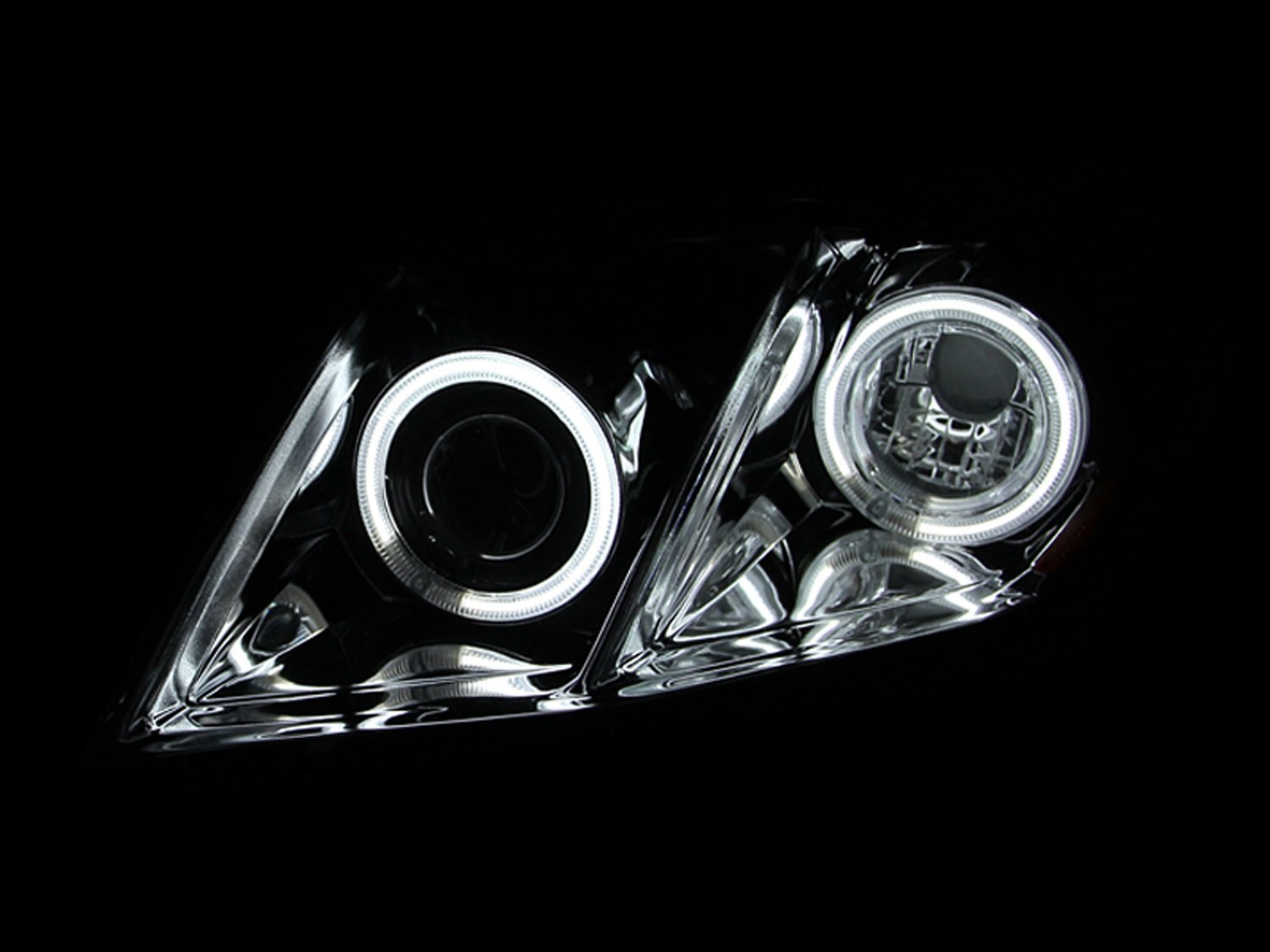 Anzo USA 121180 Toyota Camry Projector Headlight Assembly with Halo/Chrome Clear & Amber Reflectors - Pair (Perfect for Night Driving & Car Upgrades)