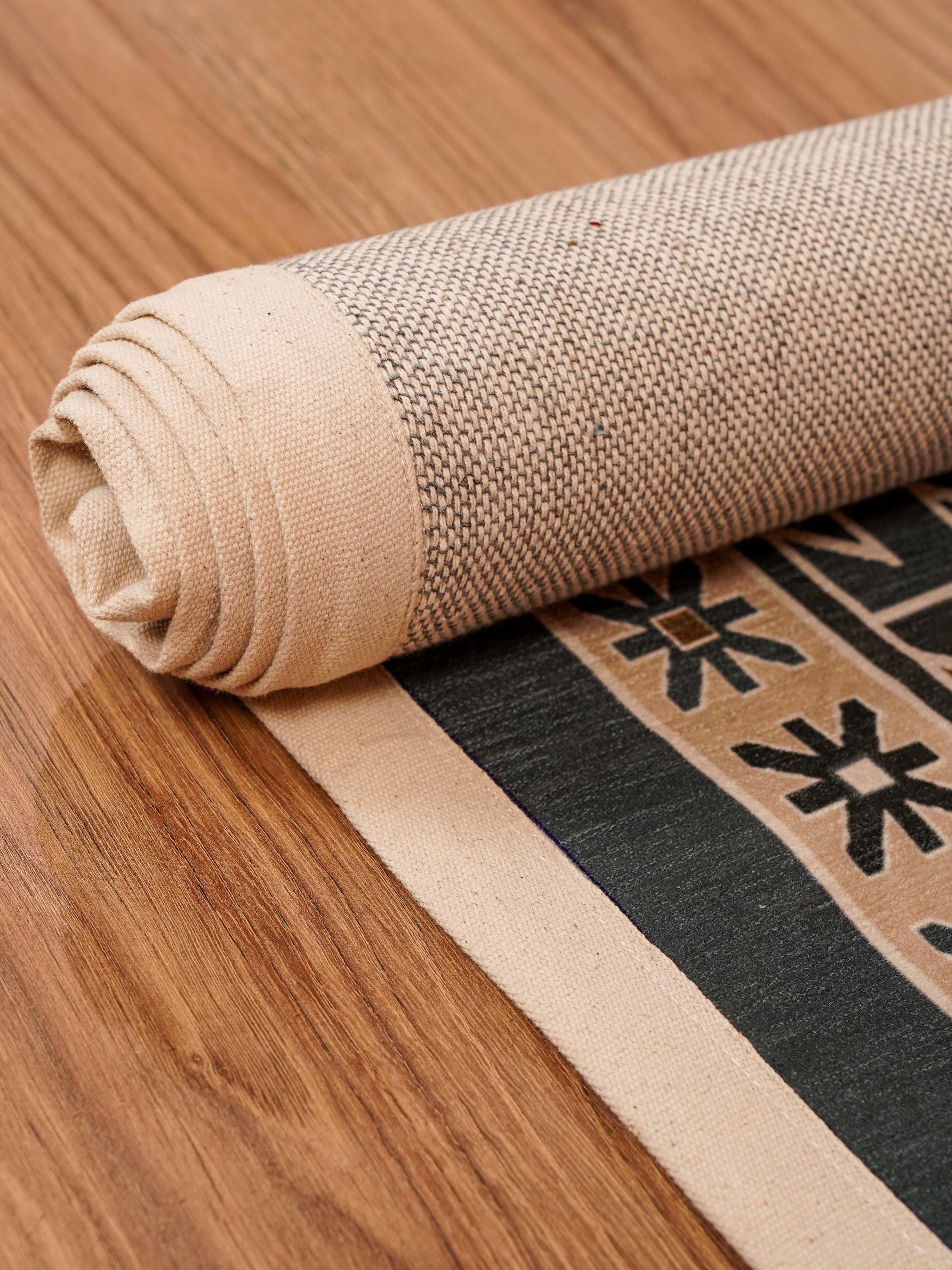 Hand Woven Printed Cotton & Polyester Area Rug - Oriental Multicolor Design - Non-Slip Living Room, Bedroom & Dining Room Decor