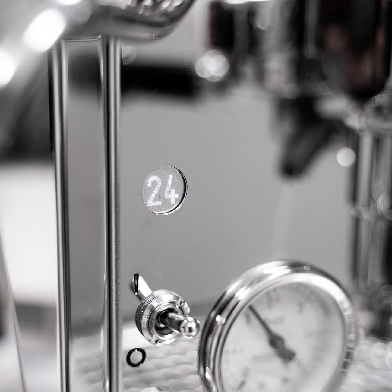 Rocket Espresso Giotto Cronometro V Professional Espresso Machine with PID Controller, Shot Timer & Heat Exchanger - Perfect for Home Baristas & Coffee Shops