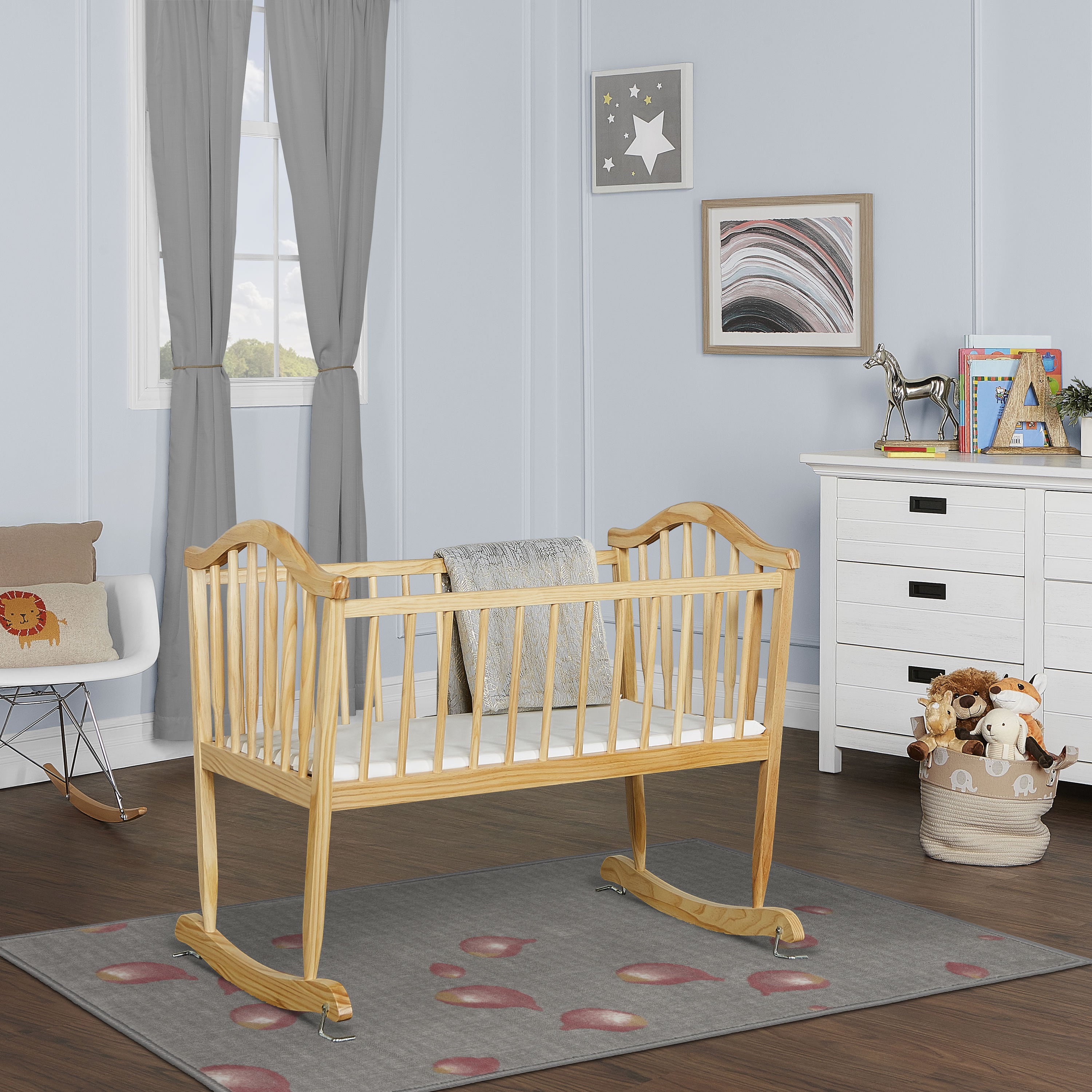 Dream On Me Rocking Cradle - Baby Bassinet with Gentle Rocking Motion, Breathable Mesh Sides & Adjustable Canopy for Nursery, Bedroom or Travel - Perfect Newborn Sleeping Solution for Boys & Girls
