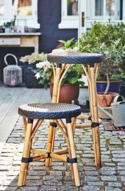 Backless Bistro Style Woven Counter Stool - Modern Kitchen & Bar Height Stool with Durable Wicker Seat - Available in Multiple Colors for Dining, Kitchen Island & Outdoor Patio Use