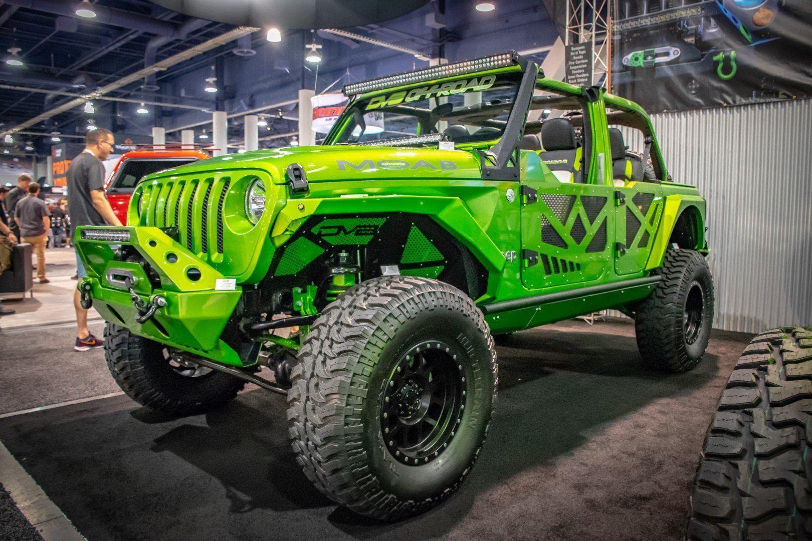 DV8 Offroad Front Half Doors with Aluminum Mesh for 2018-2025 Jeep Wrangler JL & 2020-2025 Jeep Gladiator JT - Front Set with Mirrors, Paintable Mesh Screens & Locking Latches | Perfect for Off-Roading, Beach Driving & Summer Adventures