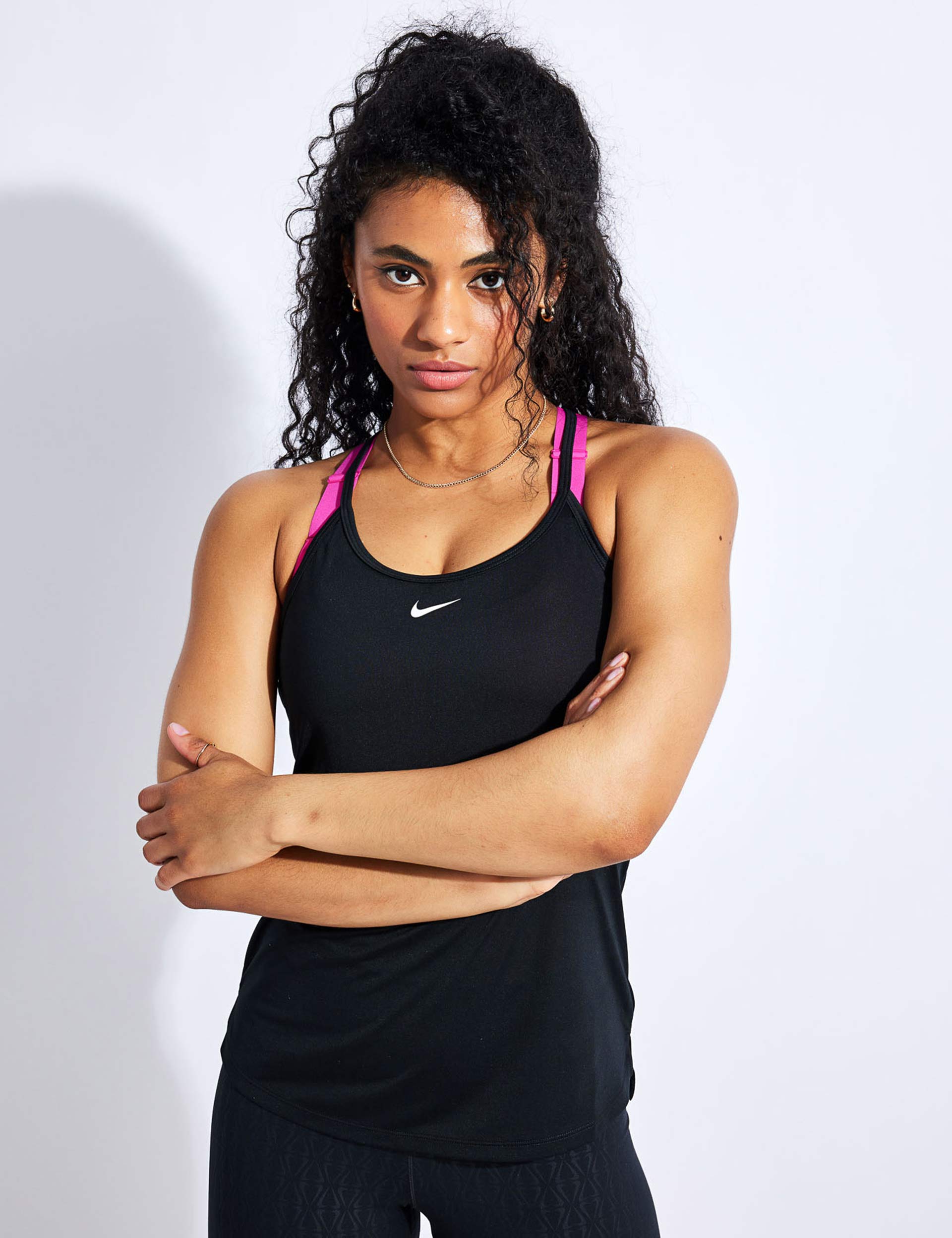 Nike Dri-FIT One Elastika Tank Top for Women - Moisture-Wicking Workout Shirt, Breathable & Stretchy Gym Apparel (Black/White) - Perfect for Yoga, Running & Fitness Training