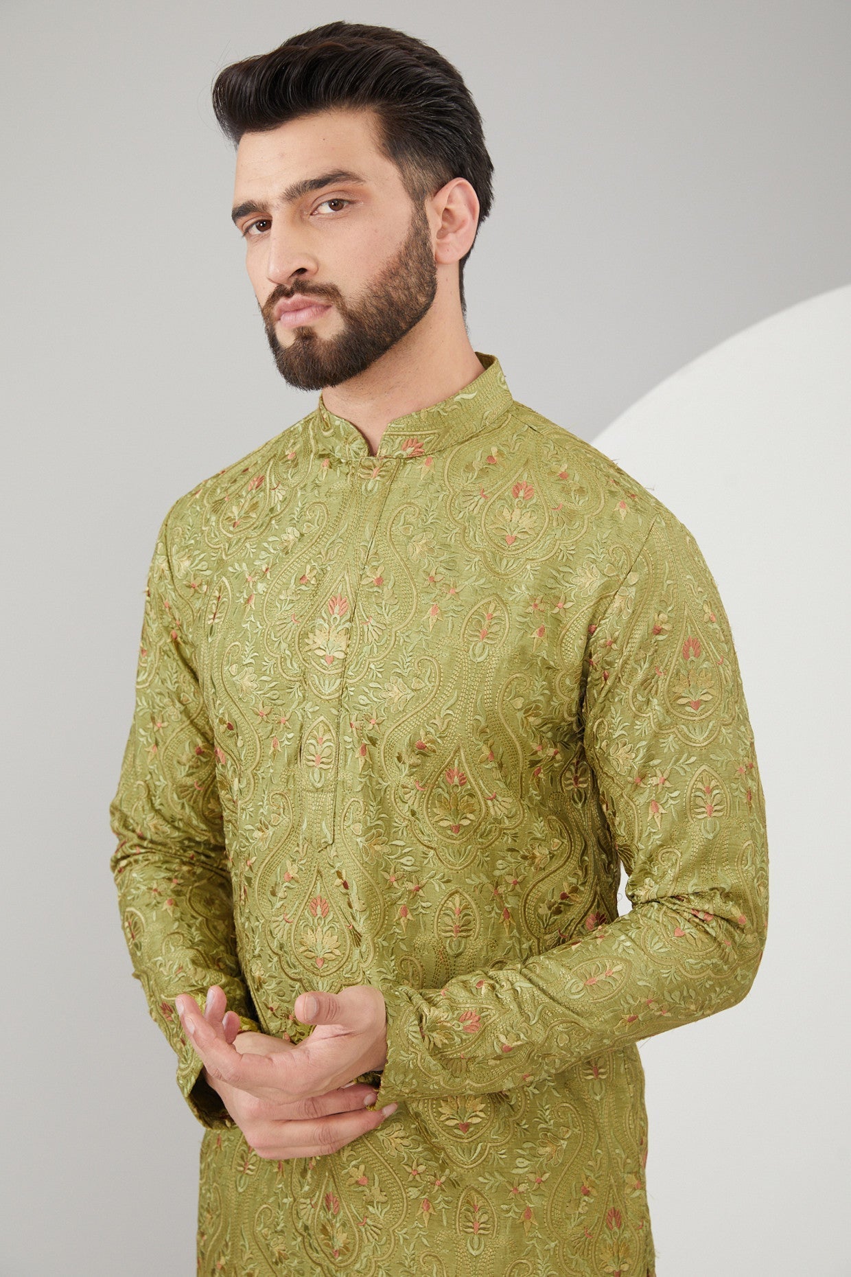Exquisite Green Silk Kashmiri Embroidered Kurta for Women | Traditional Indian Mehendi Dress | Perfect for Weddings, Festivals & Special Occasions