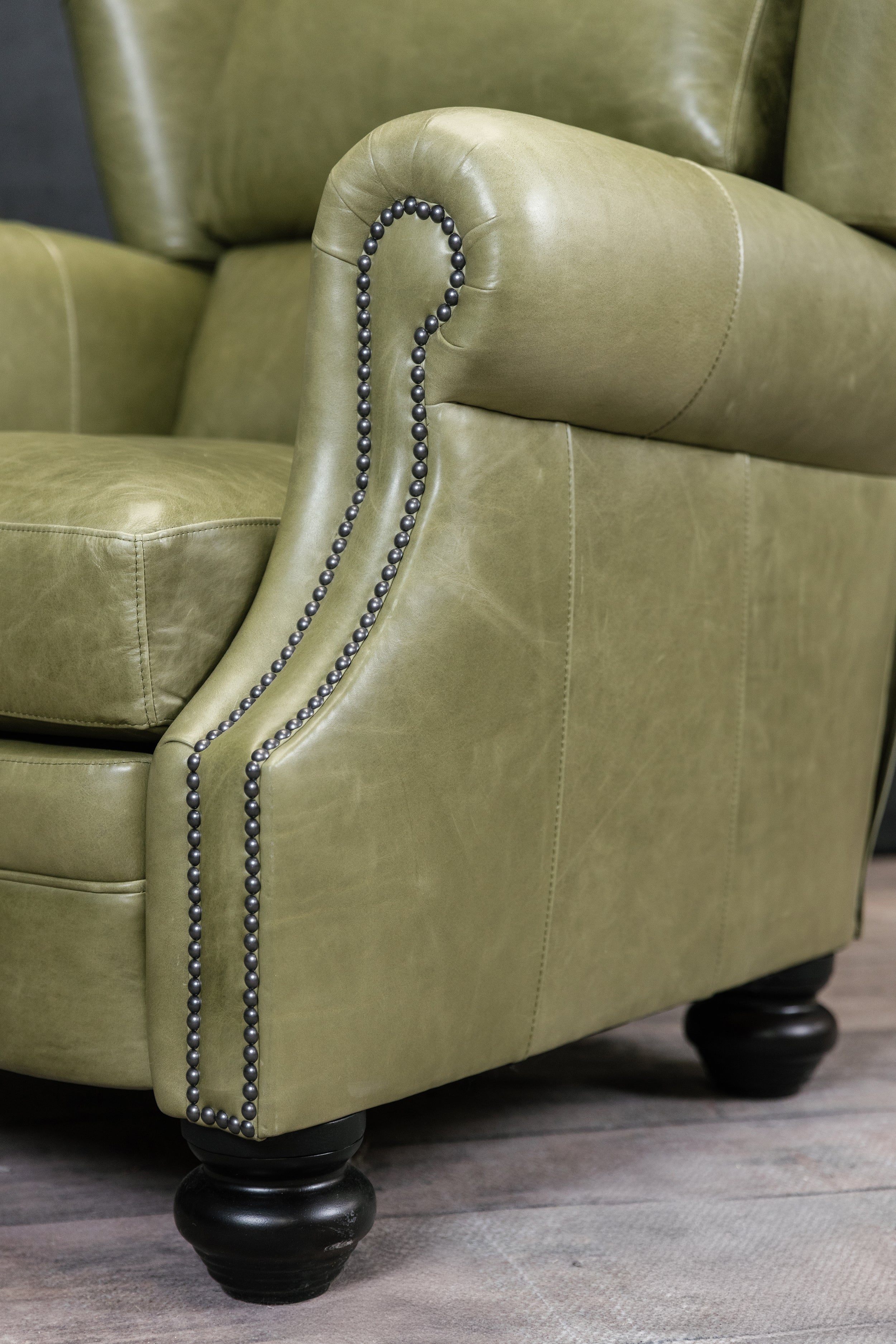 Premium BRANDO Leather Recliner Chair - Ergonomic Design for Ultimate Comfort - Perfect for Living Room, Home Theater & Office Relaxation