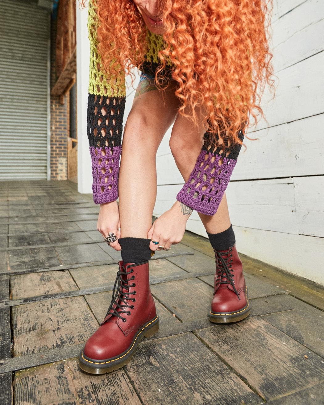 Dr. Martens 1460 Smooth Leather Lace-Up Boots - Unisex Classic Ankle Boots for Men & Women | Durable & Comfortable for Everyday Wear, Work & Outdoor Activities