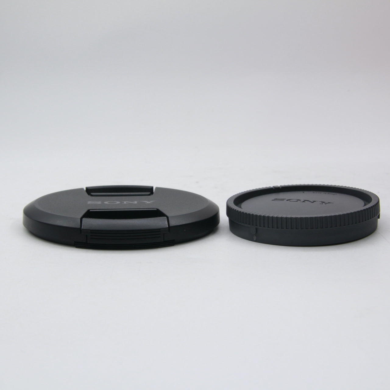Open Box Excellent Condition Sony FE 85mm f/1.4 GM Lens - Premium Portrait Photography for Professionals & Enthusiasts