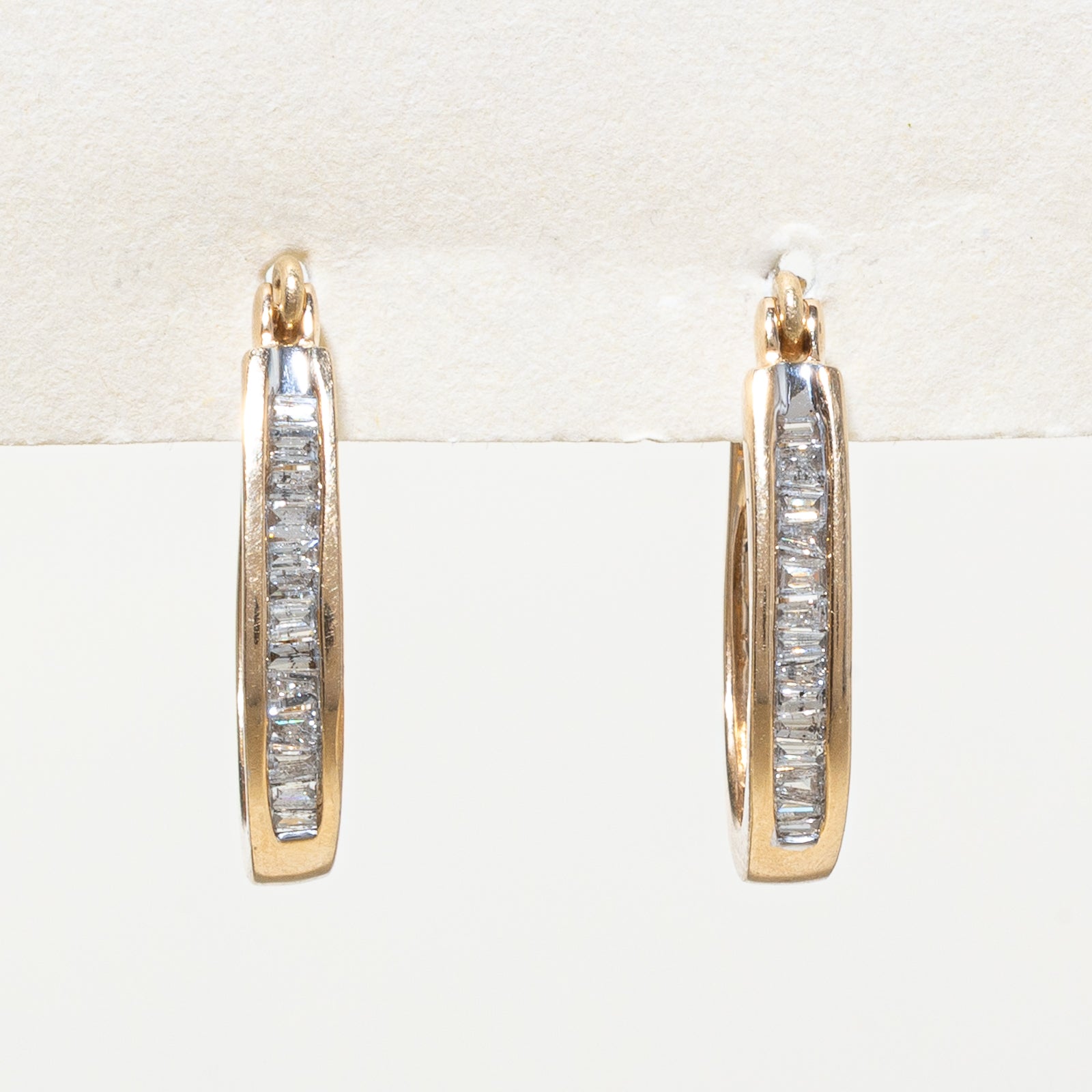 10K Gold Diamond Hoop Earrings for Women - 0.32 Carat Total Weight (ctw) - Classic Circle Stud Earrings for Everyday Wear, Gift Giving & Special Occasions
