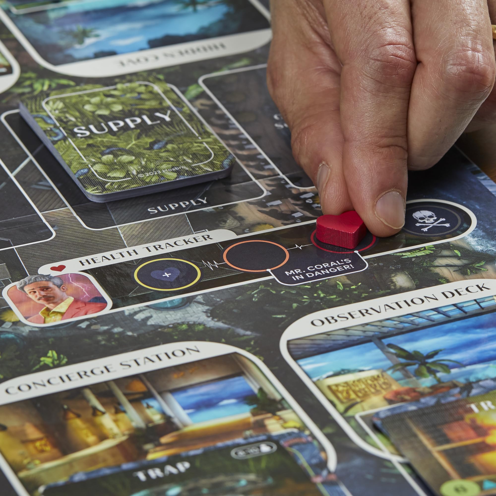Clue Conspiracy Board Game for Adults & Teens - Mystery Strategy Game with Secret Roles, Ages 14+, 4-10 Players, 45 Min Playtime - Perfect for Game Nights & Family Gatherings