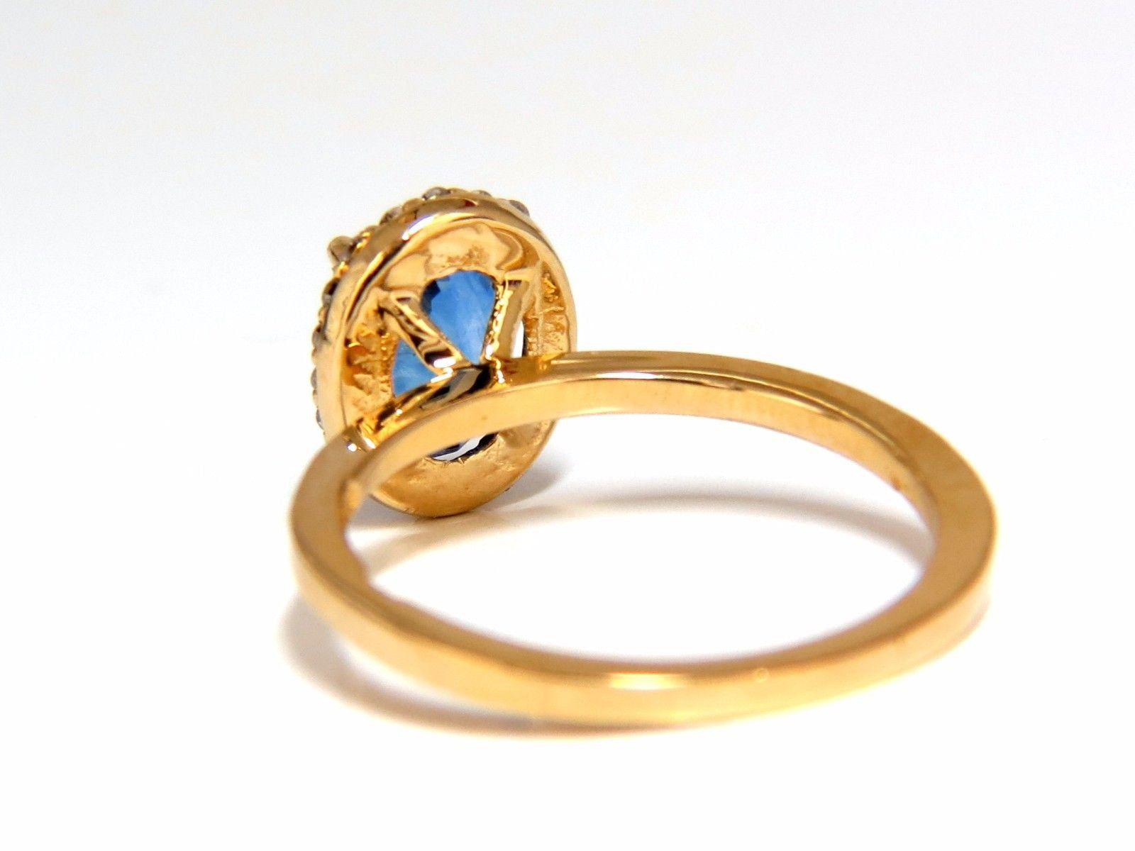 2.18 Carat Natural Vivid Blue Sapphire & Diamond Halo Ring in 18K Gold - Elegant Petite Engagement Ring for Women, Perfect for Proposals, Anniversaries & Special Occasions
